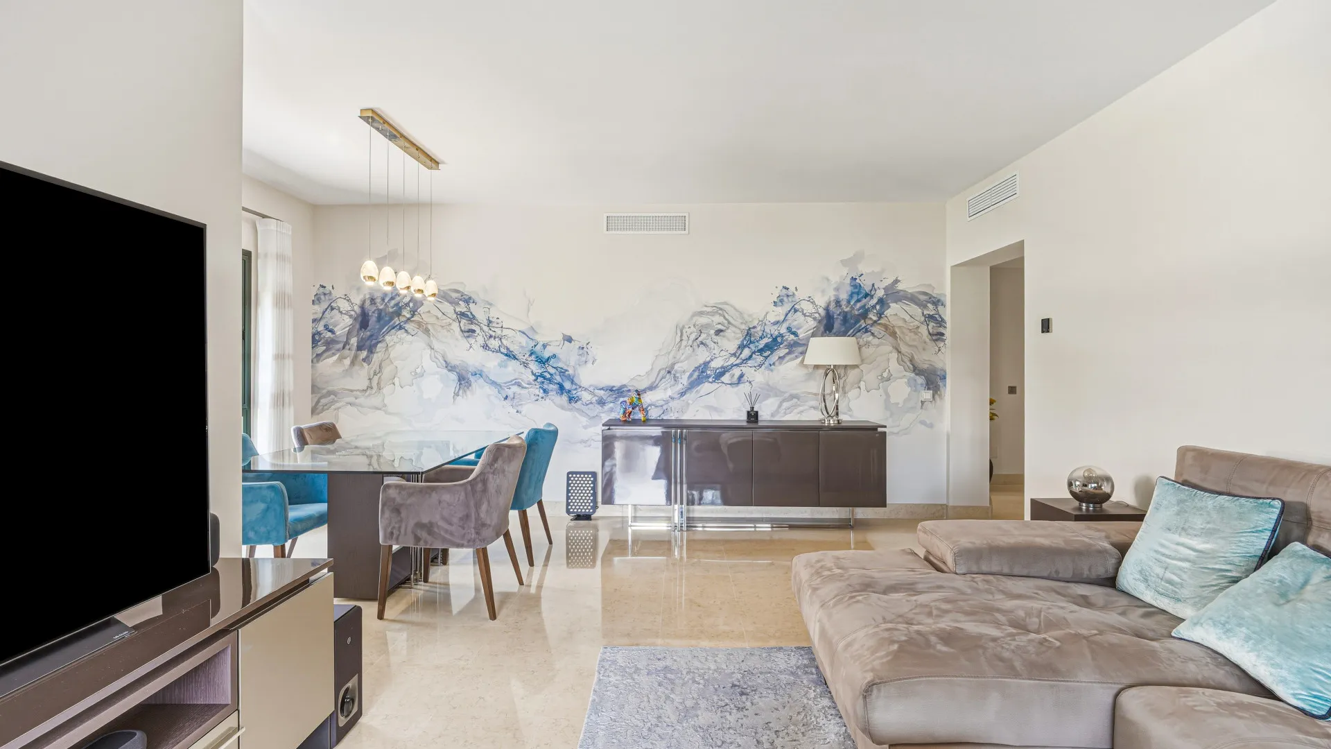 For sale ground floor apartment in Los Capanes del Golf