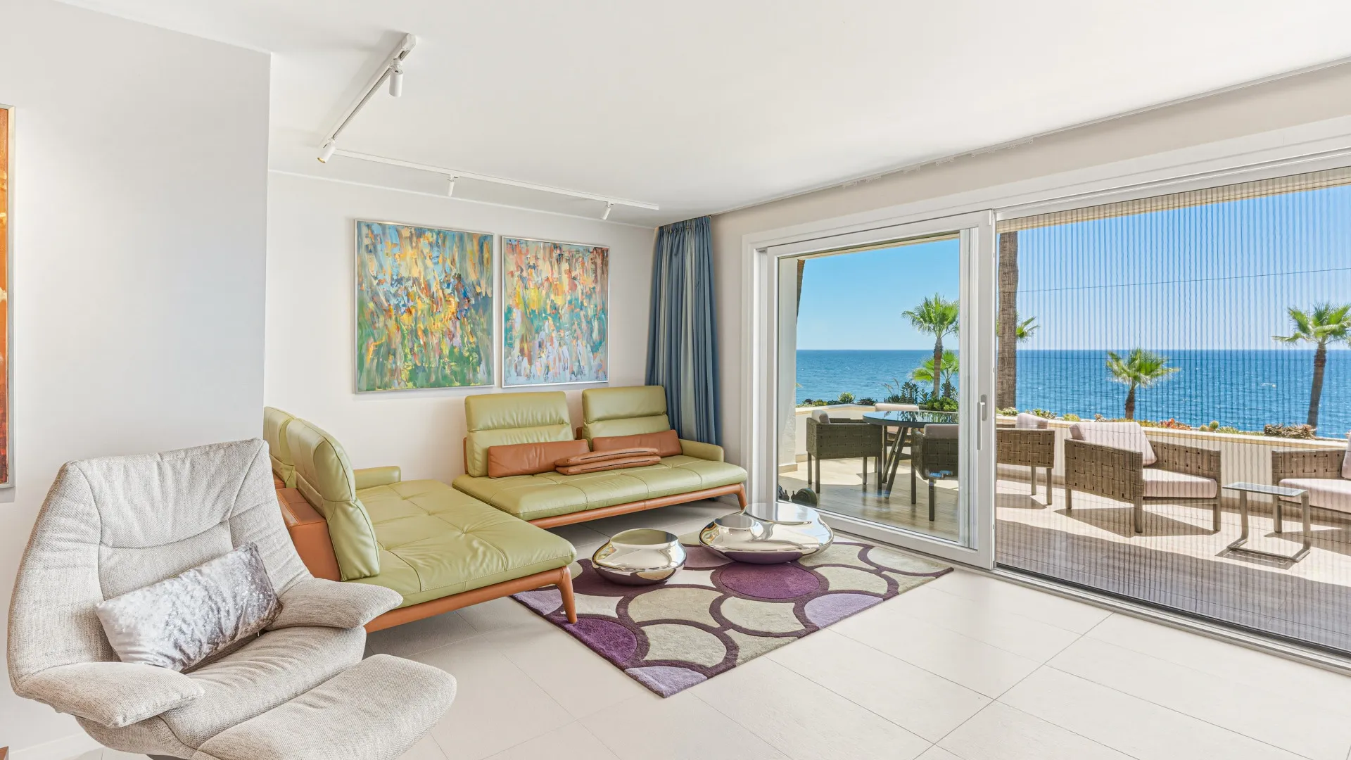 2 bedrooms Dominion Beach apartment for sale