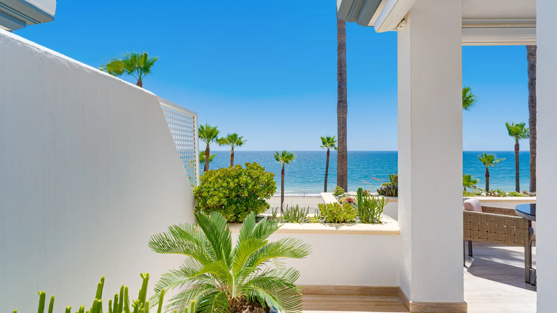 2 bedrooms Dominion Beach apartment for sale