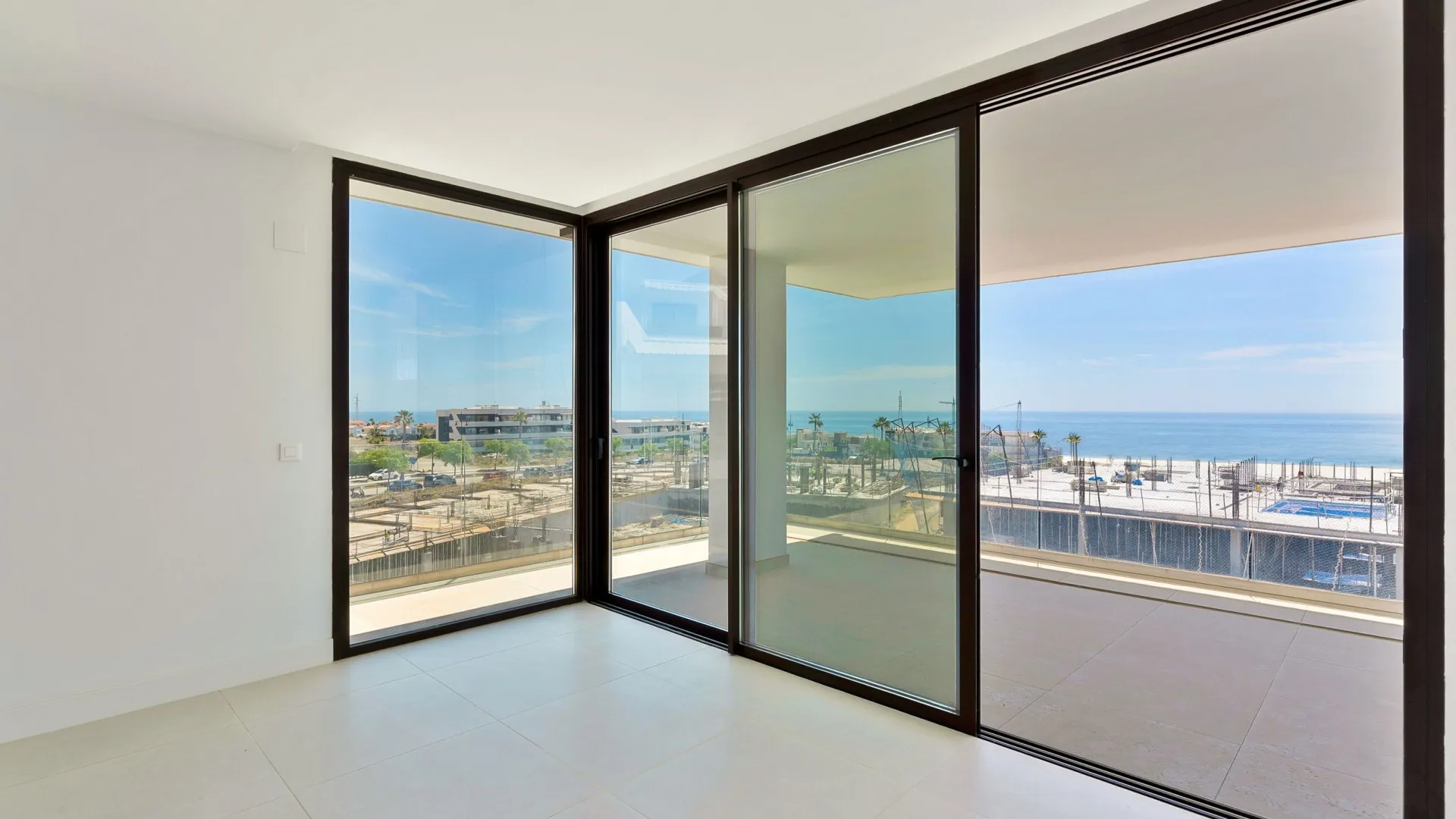 Se vende apartamento con 3 dormitorios en El Higueron
