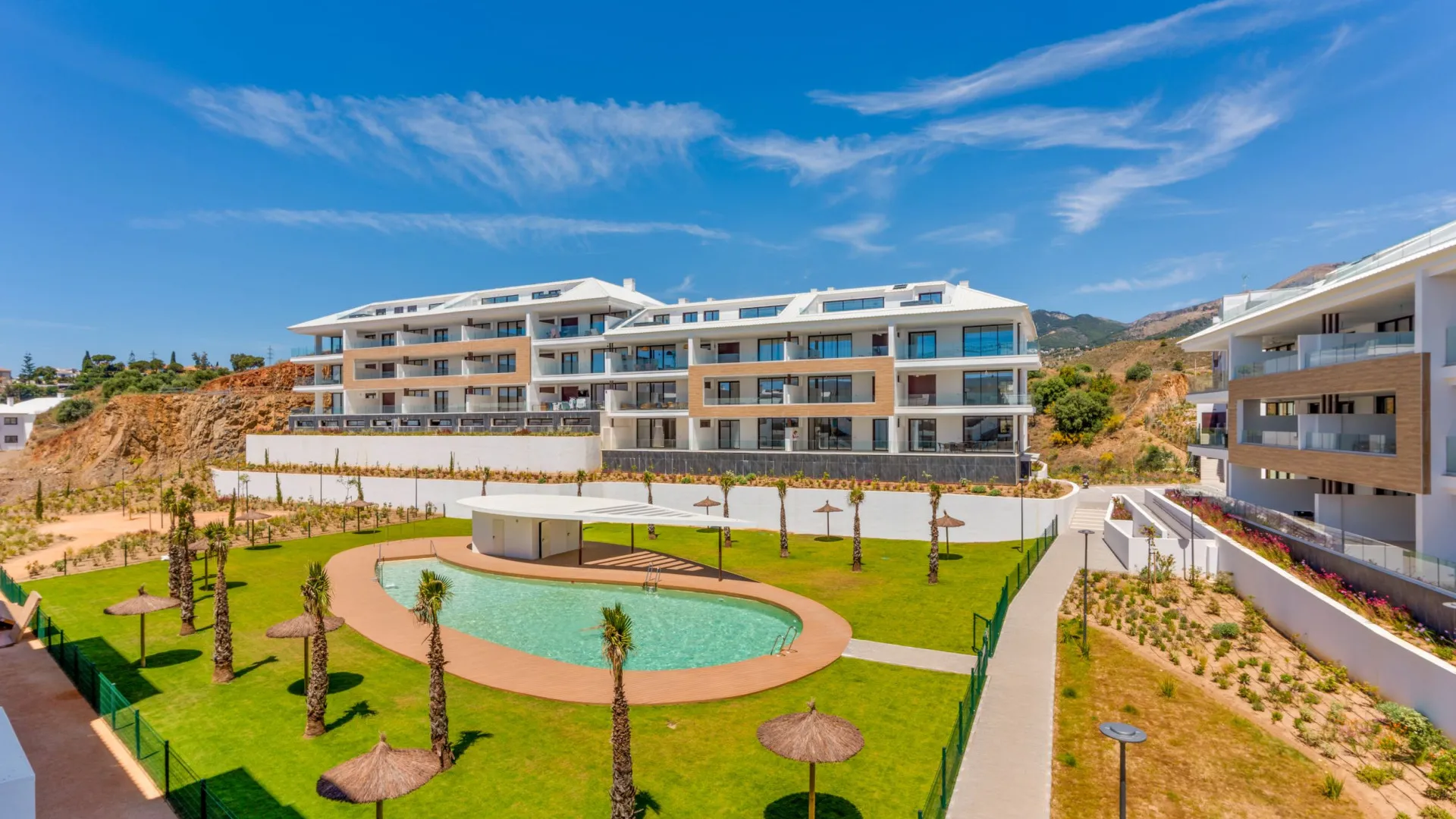 Se vende apartamento con 3 dormitorios en El Higueron