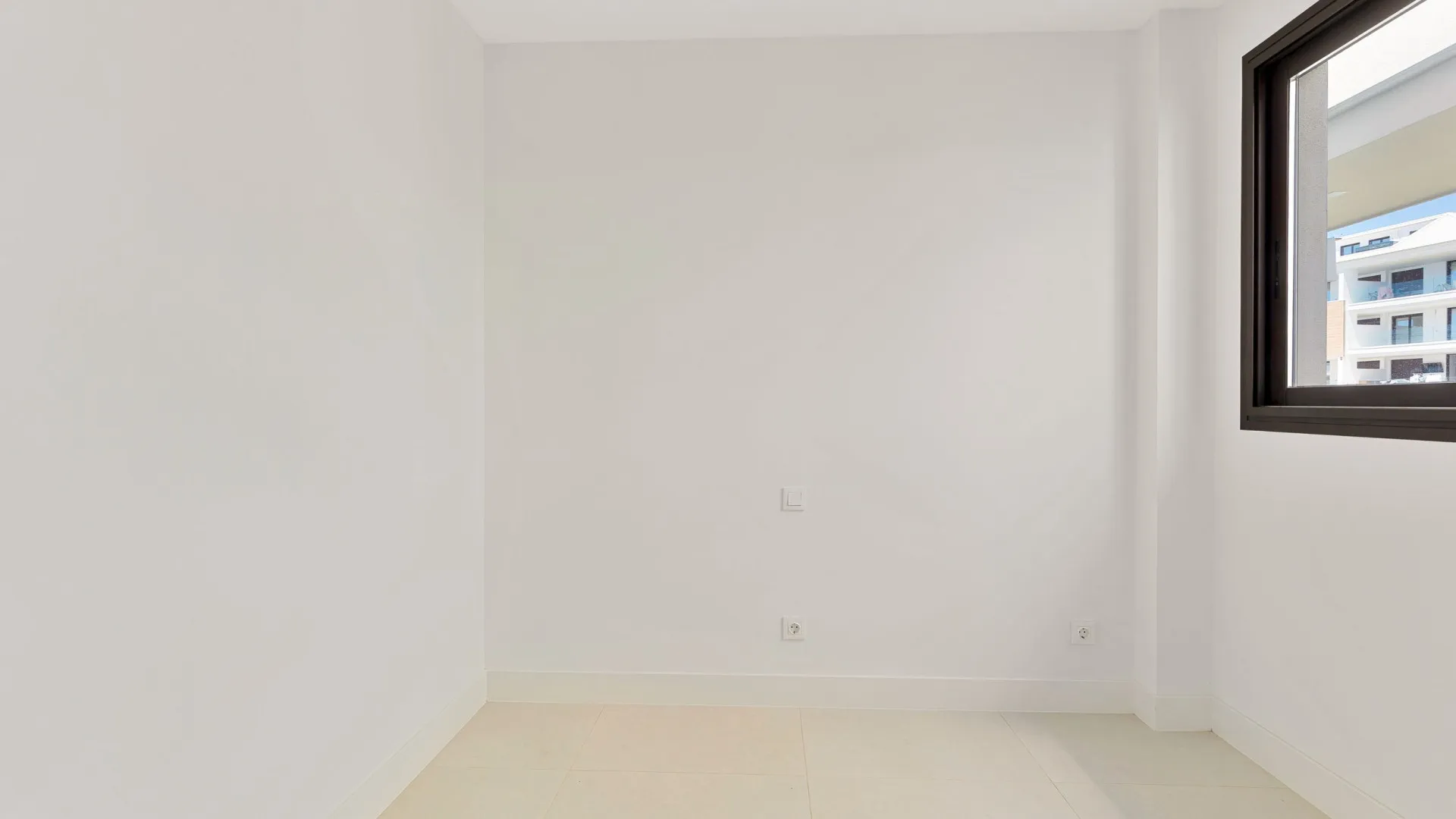 Se vende apartamento con 3 dormitorios en El Higueron