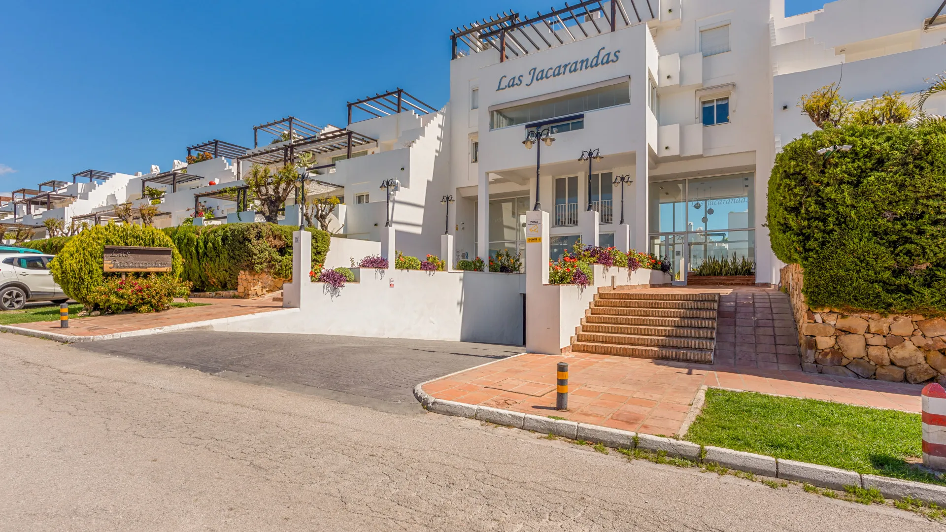 Las Jacarandas, apartamento planta baja en venta con 3 dormitorios