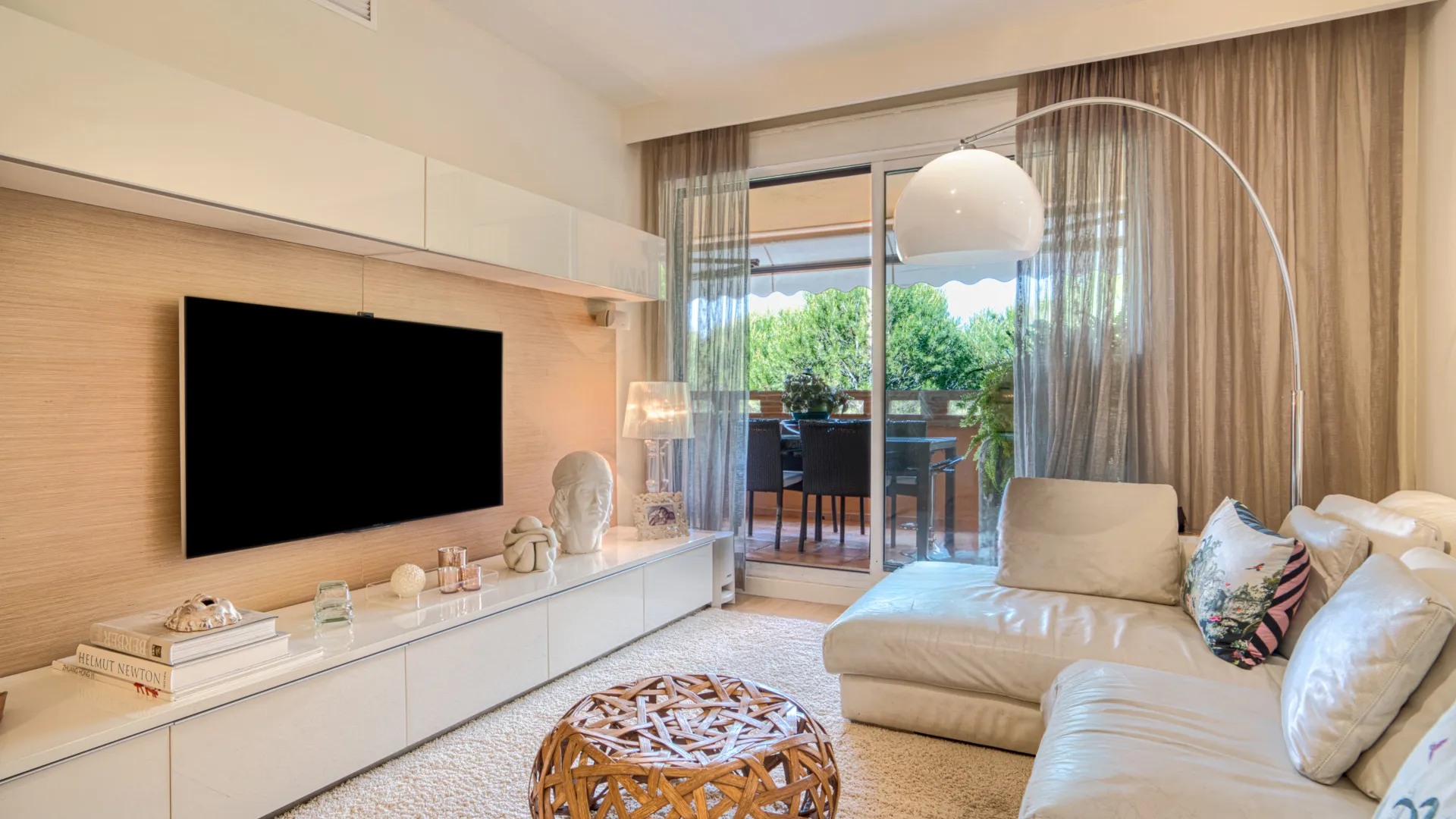 Costa Nagüeles III, apartamento en venta con 3 dormitorios