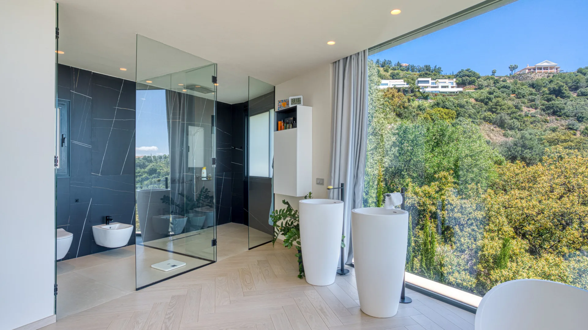 Villa con 5 dormitorios en venta en Los Altos de los Monteros