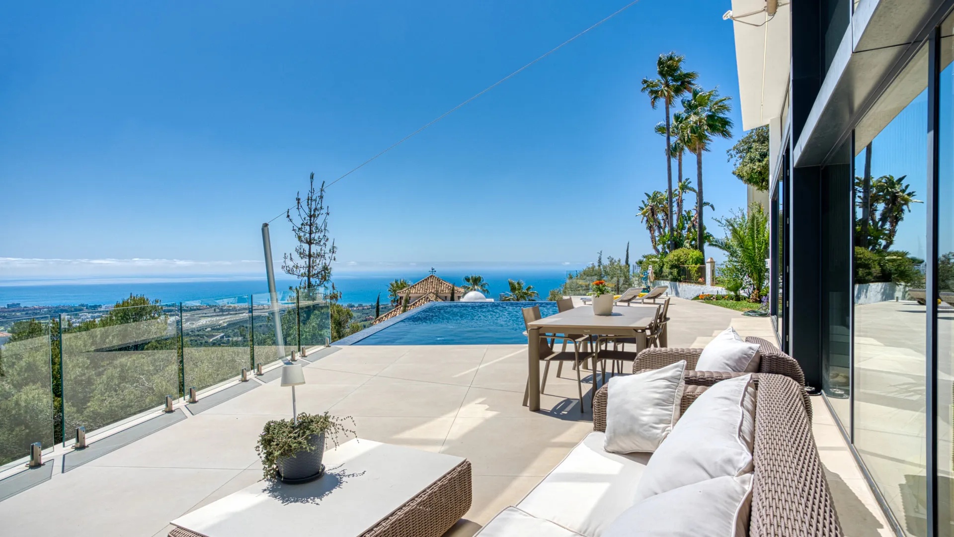 Villa con 5 dormitorios en venta en Los Altos de los Monteros