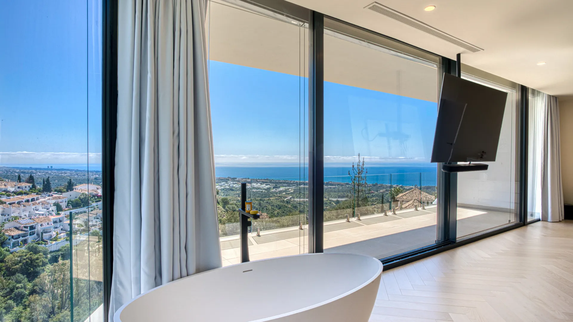 Villa con 5 dormitorios en venta en Los Altos de los Monteros