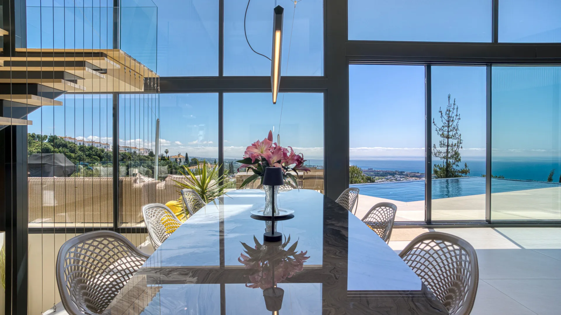 Villa con 5 dormitorios en venta en Los Altos de los Monteros