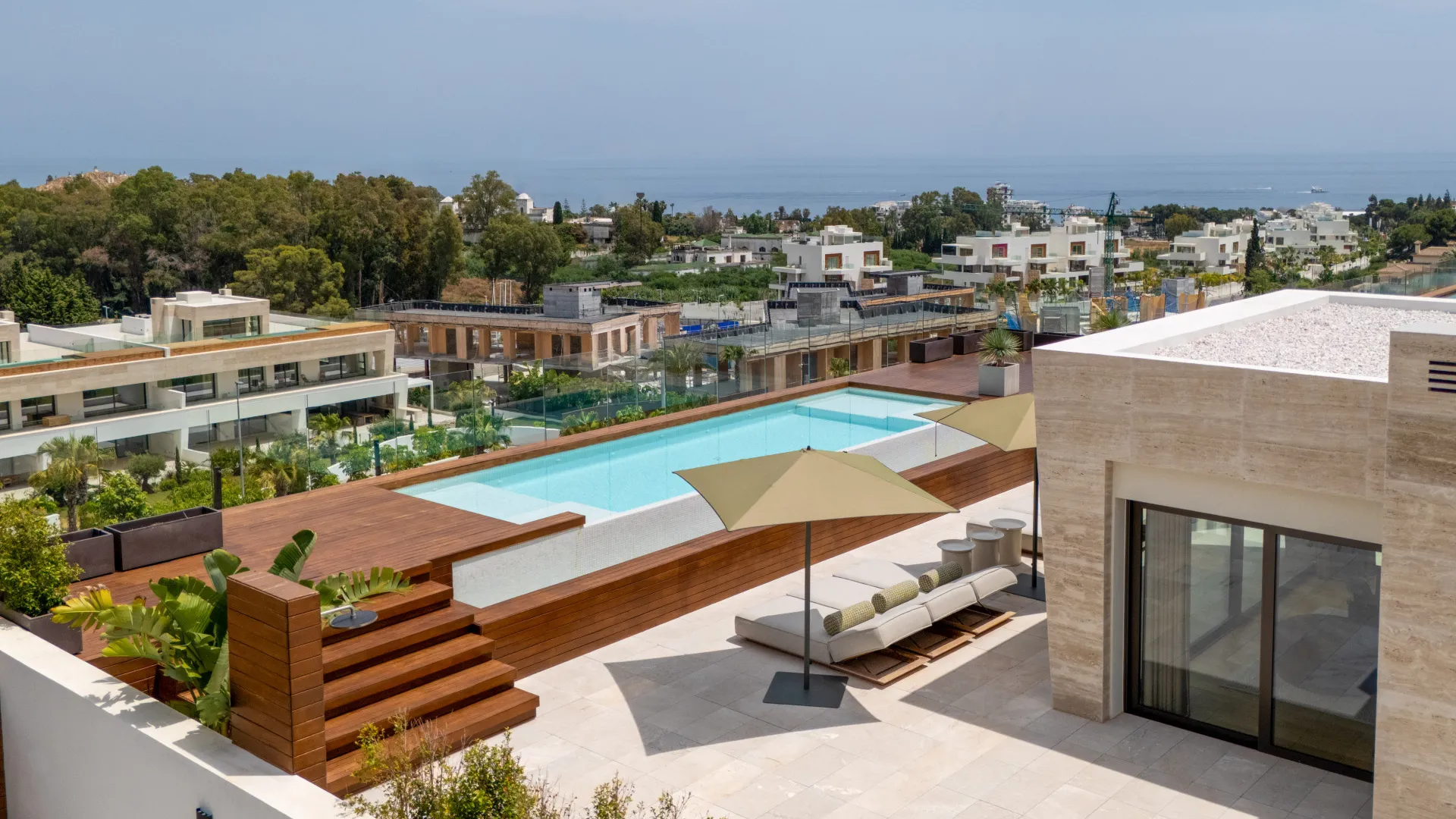Atico duplex en venta con 4 dormitorios en Epic Marbella