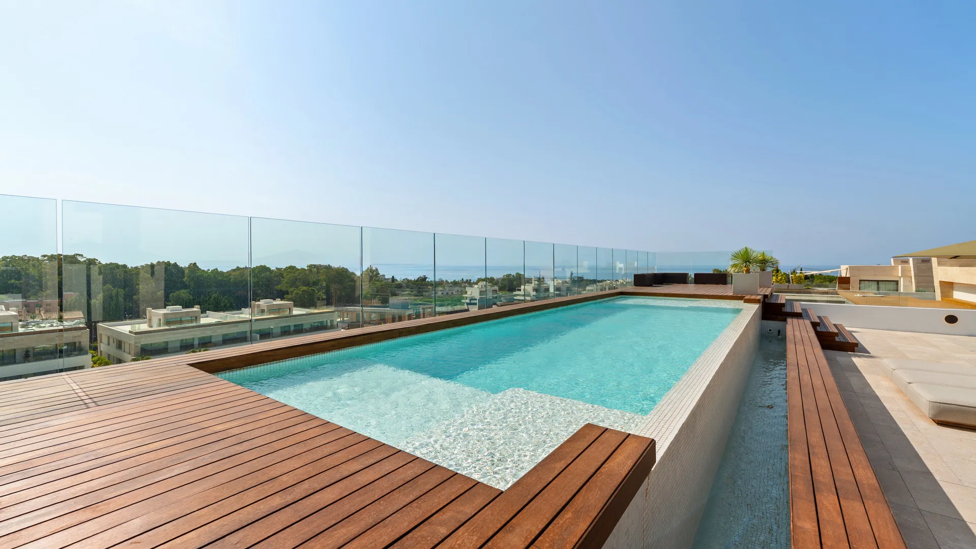 Atico duplex en venta con 4 dormitorios en Epic Marbella