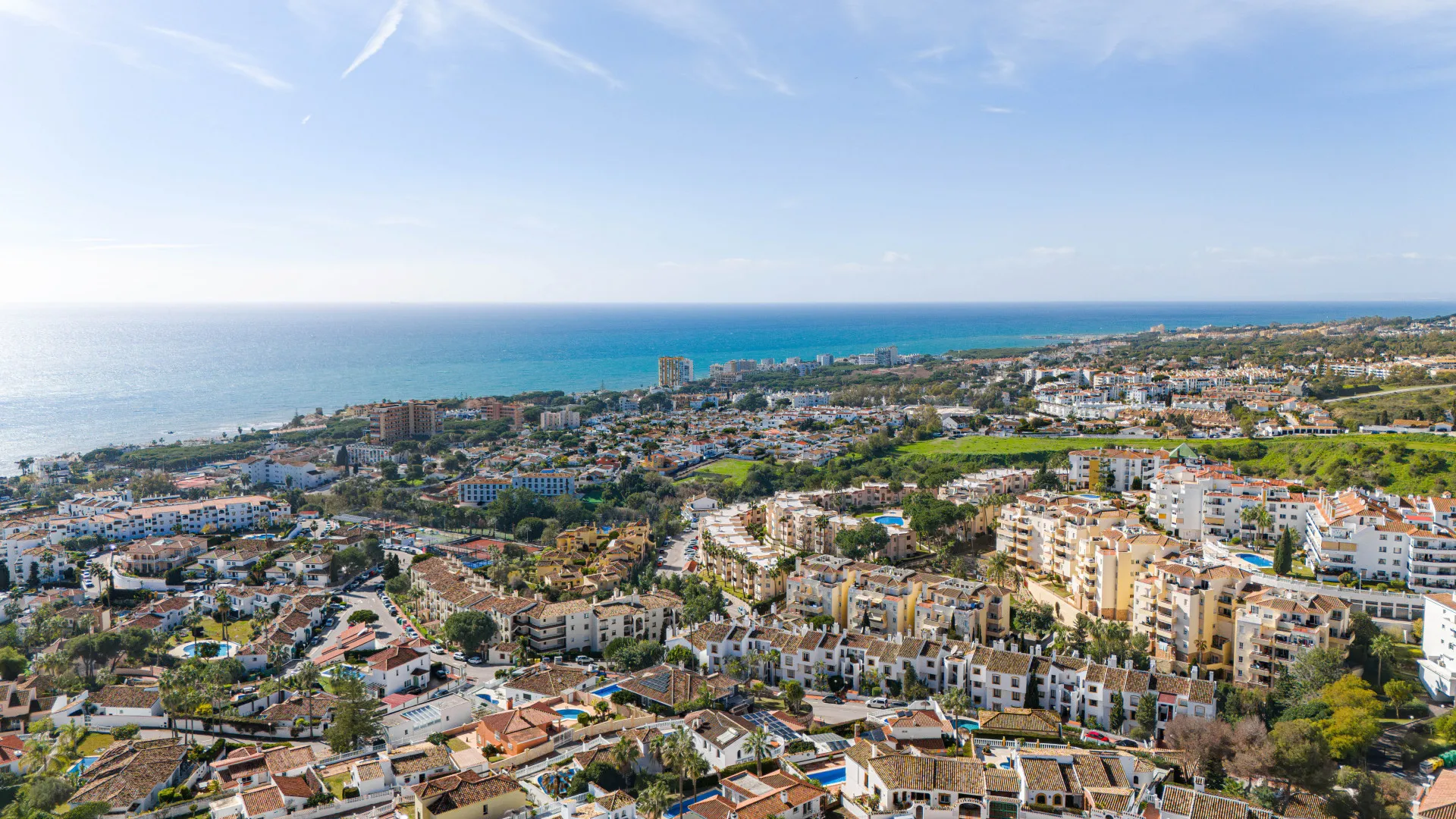 Buy villa in Riviera del Sol