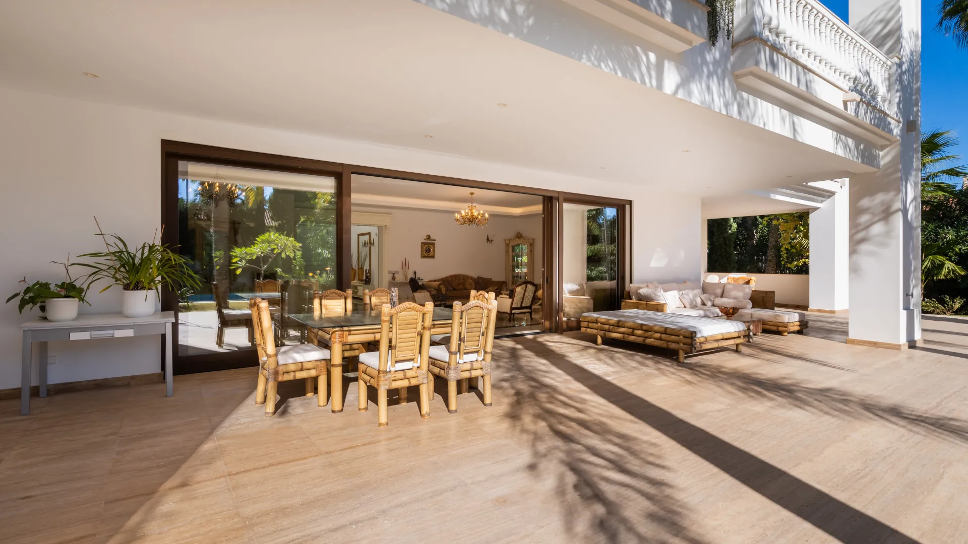 Villa con 7 dormitorios en venta en Casasola