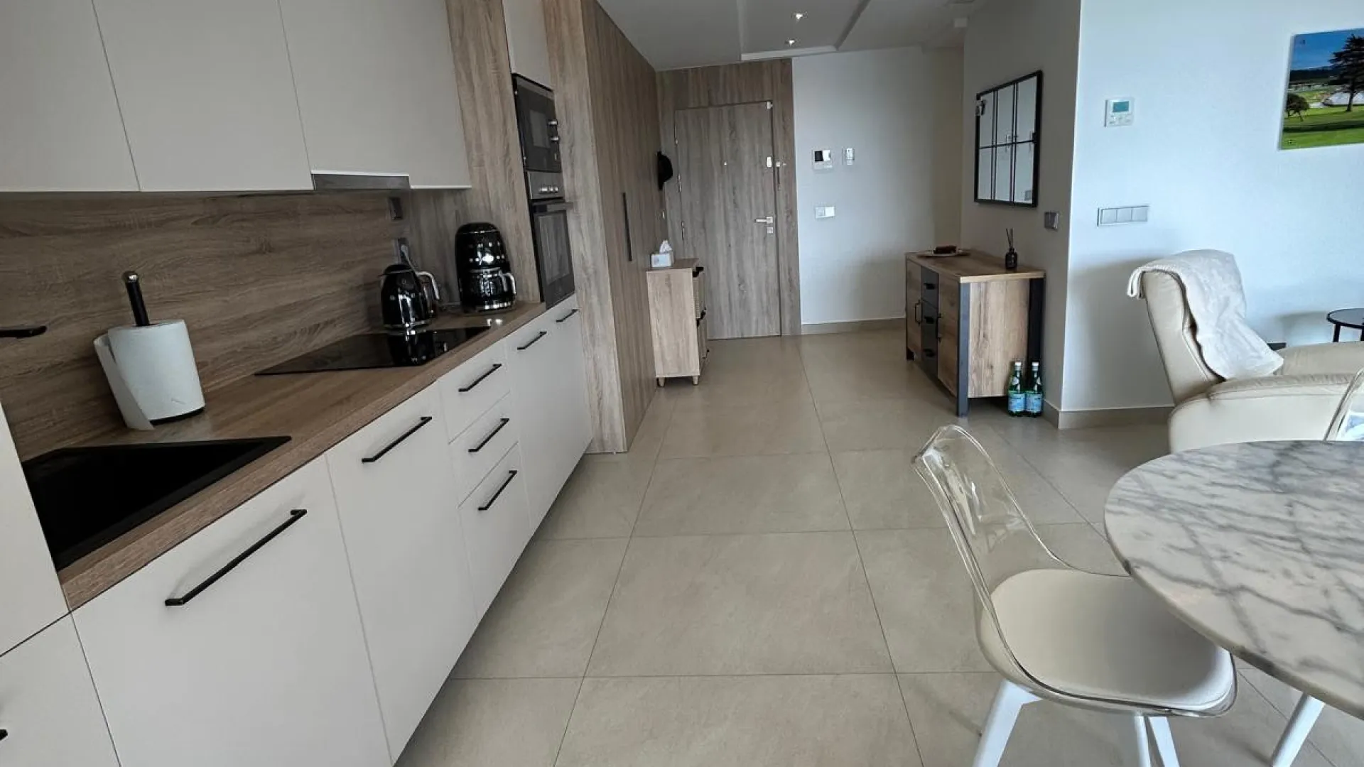 For sale apartment in The Crest with 3 bedrooms