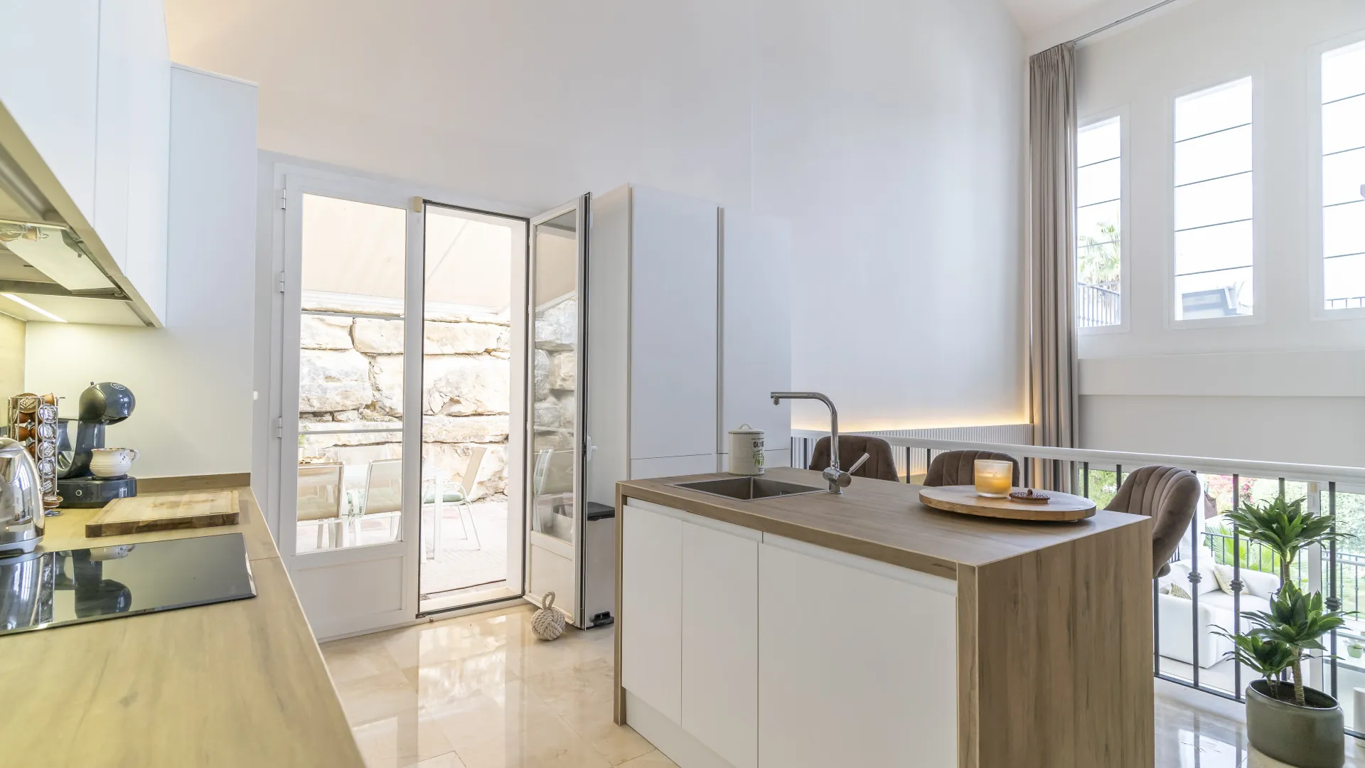 4 bedrooms villa for sale in Sierra Blanca Country Club
