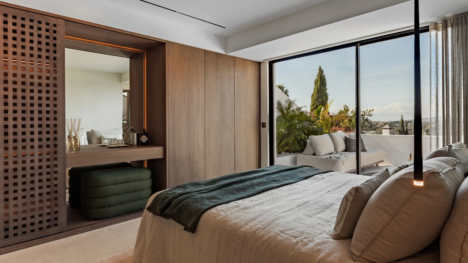 For sale town house with 3 bedrooms in Altos de Aloha