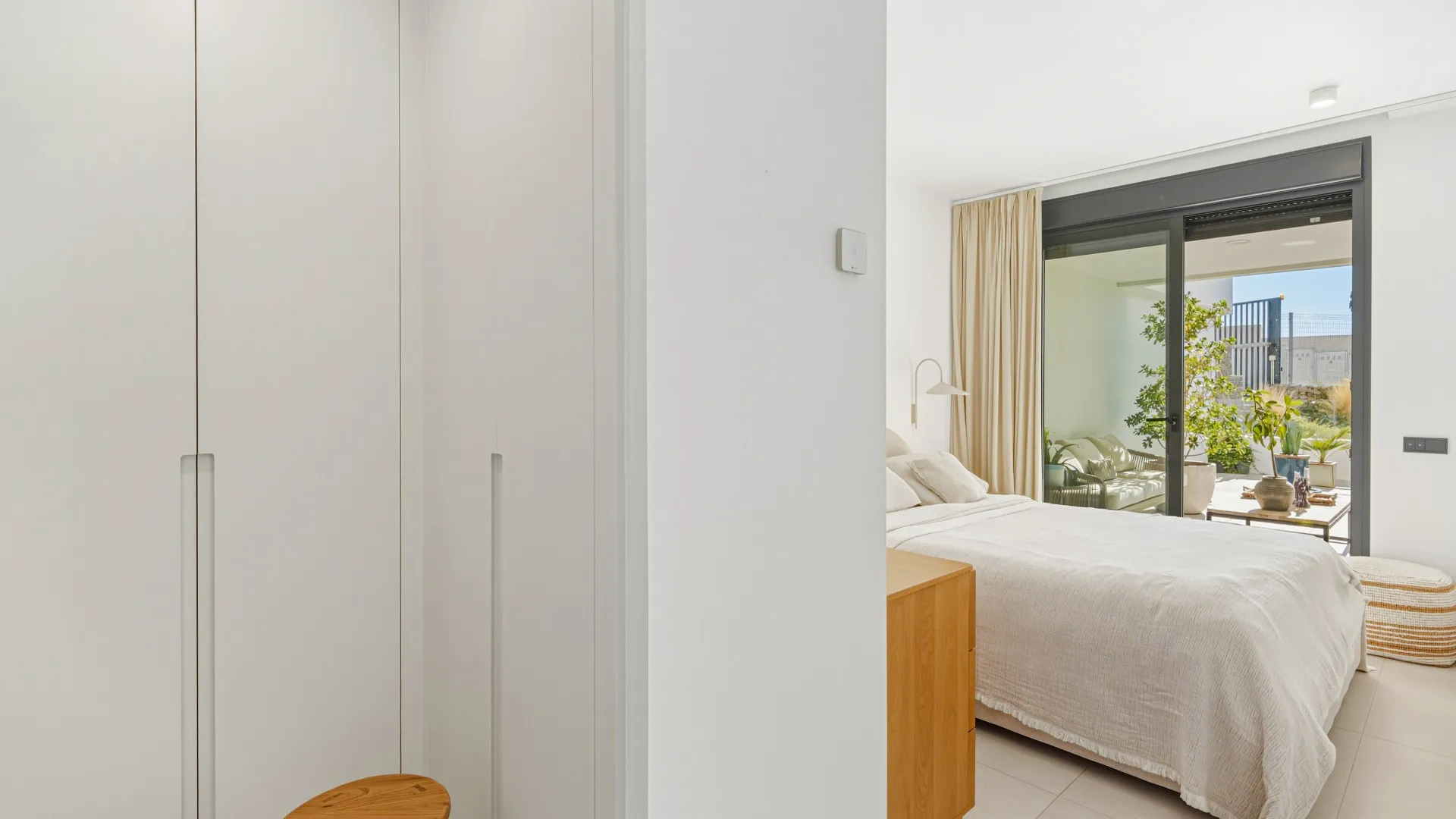 Los Altos de los Monteros ground floor apartment for sale