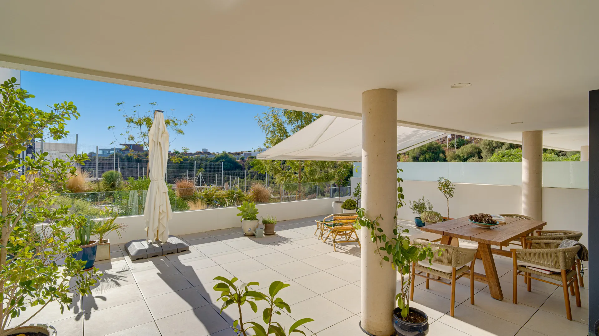 Los Altos de los Monteros ground floor apartment for sale
