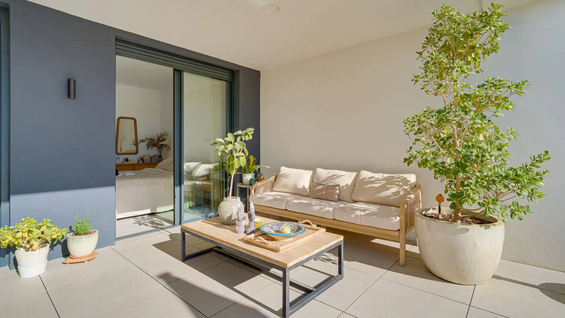Los Altos de los Monteros ground floor apartment for sale
