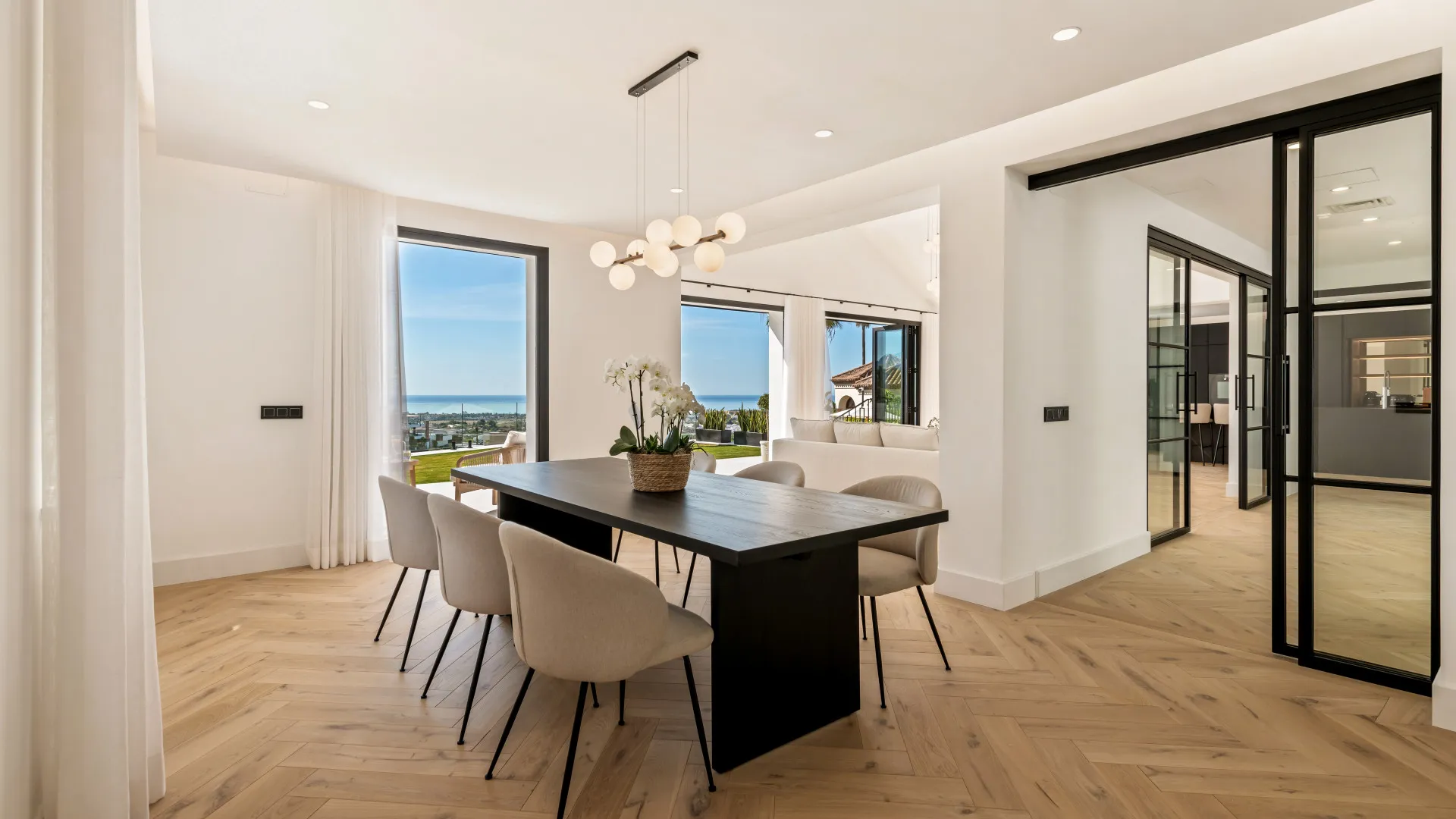 Villa with 5 bedrooms for sale in Monte Halcones