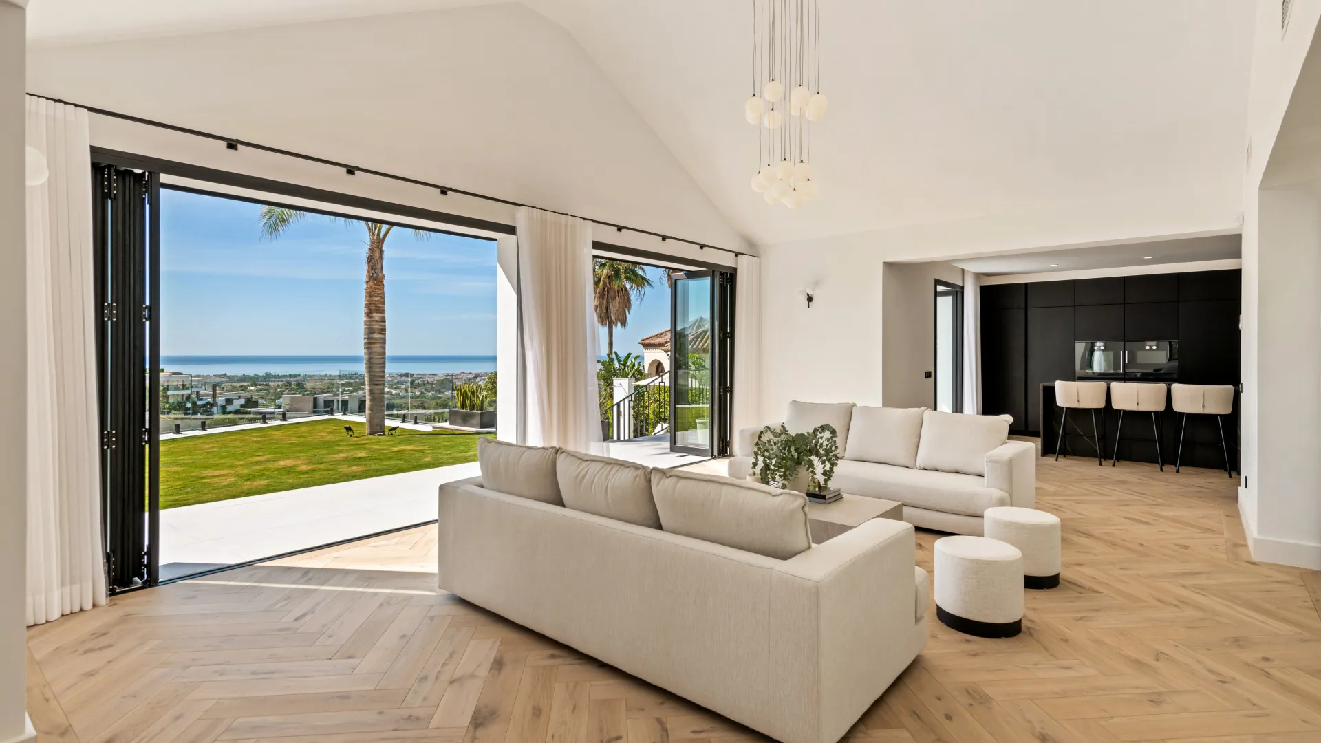 Villa with 5 bedrooms for sale in Monte Halcones