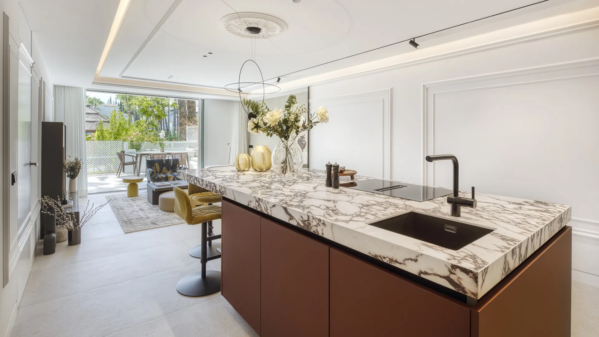Se vende apartamento planta baja en Puente Romano