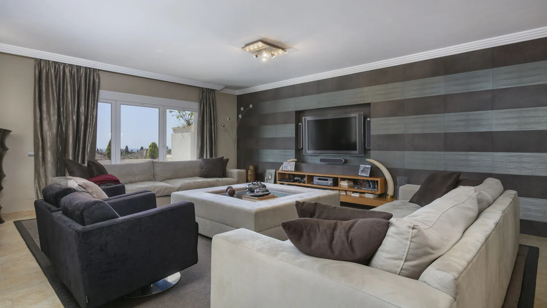 Monte Paraiso 4 bedrooms apartment for sale