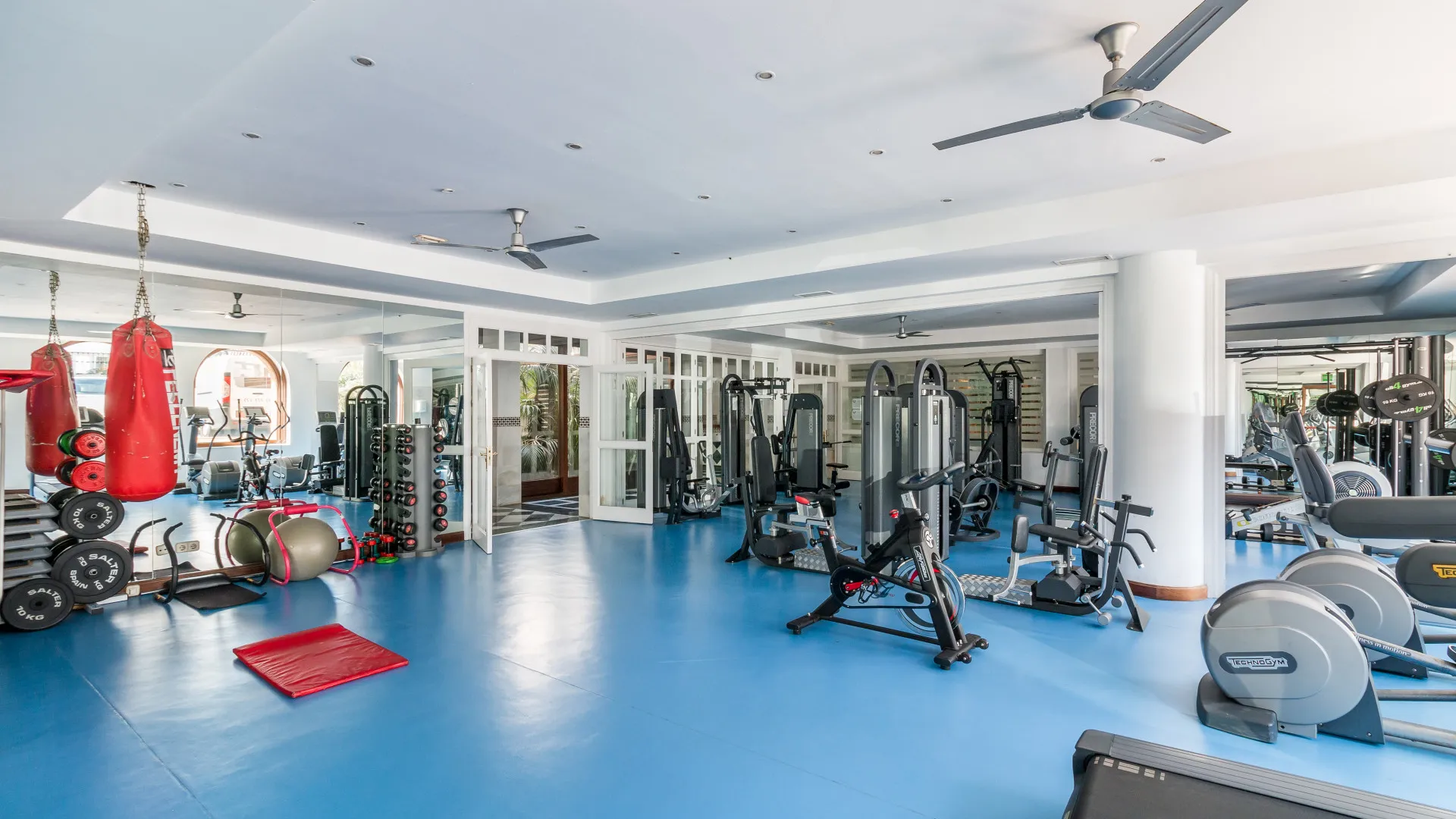 Monte Paraiso 4 bedrooms apartment for sale