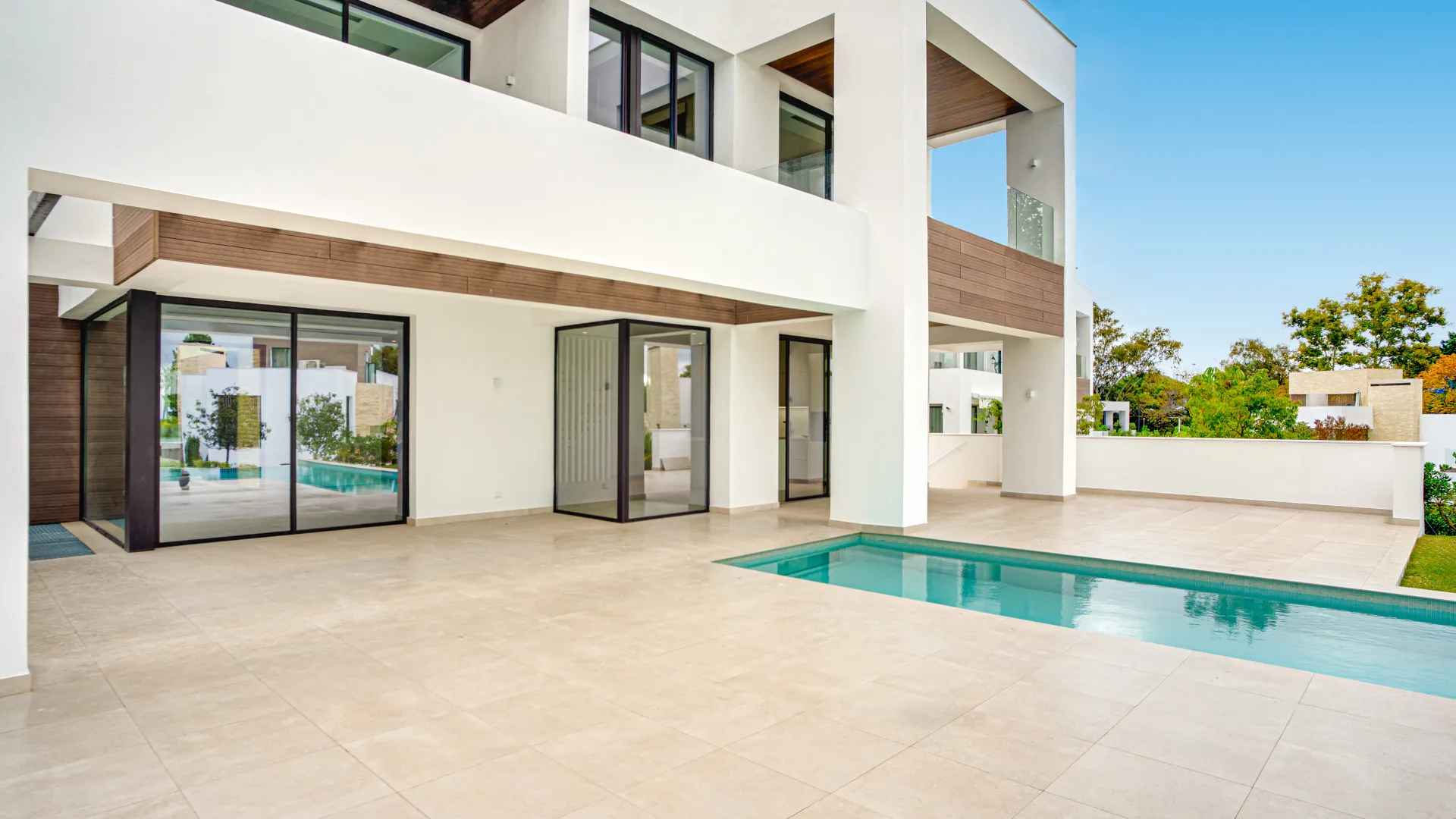 Marbella Golden Mile 4 bedrooms villa for sale