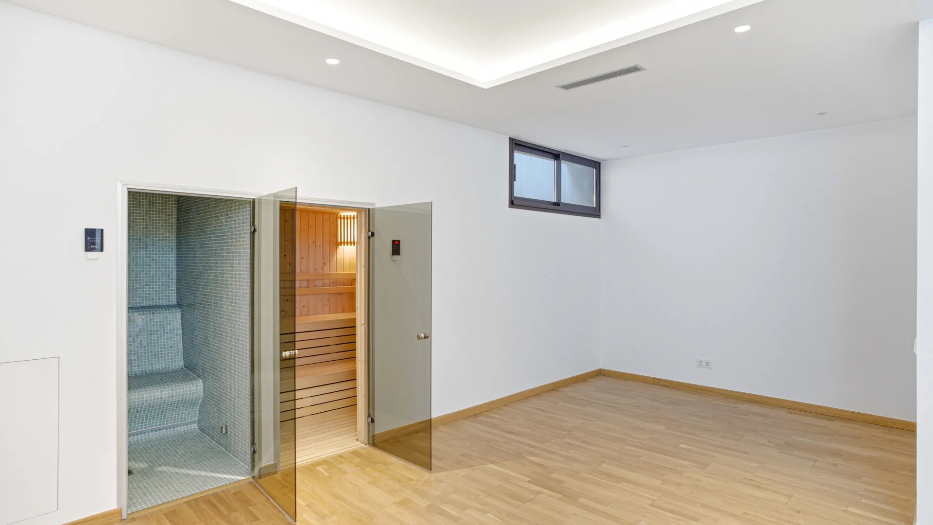 Marbella Golden Mile 4 bedrooms villa for sale