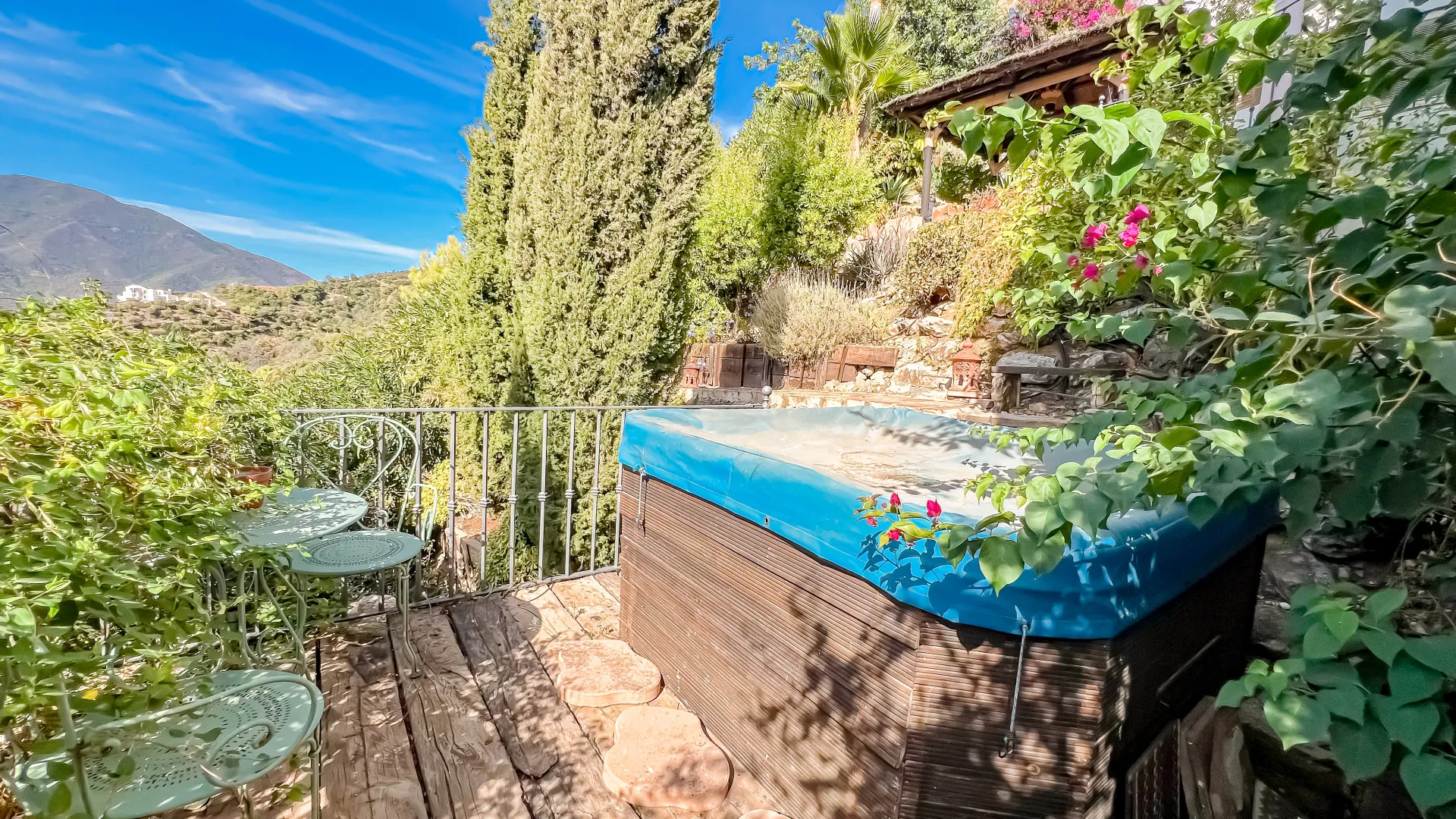 Comprar villa de 4 dormitorios en Sierra Blanca Country Club