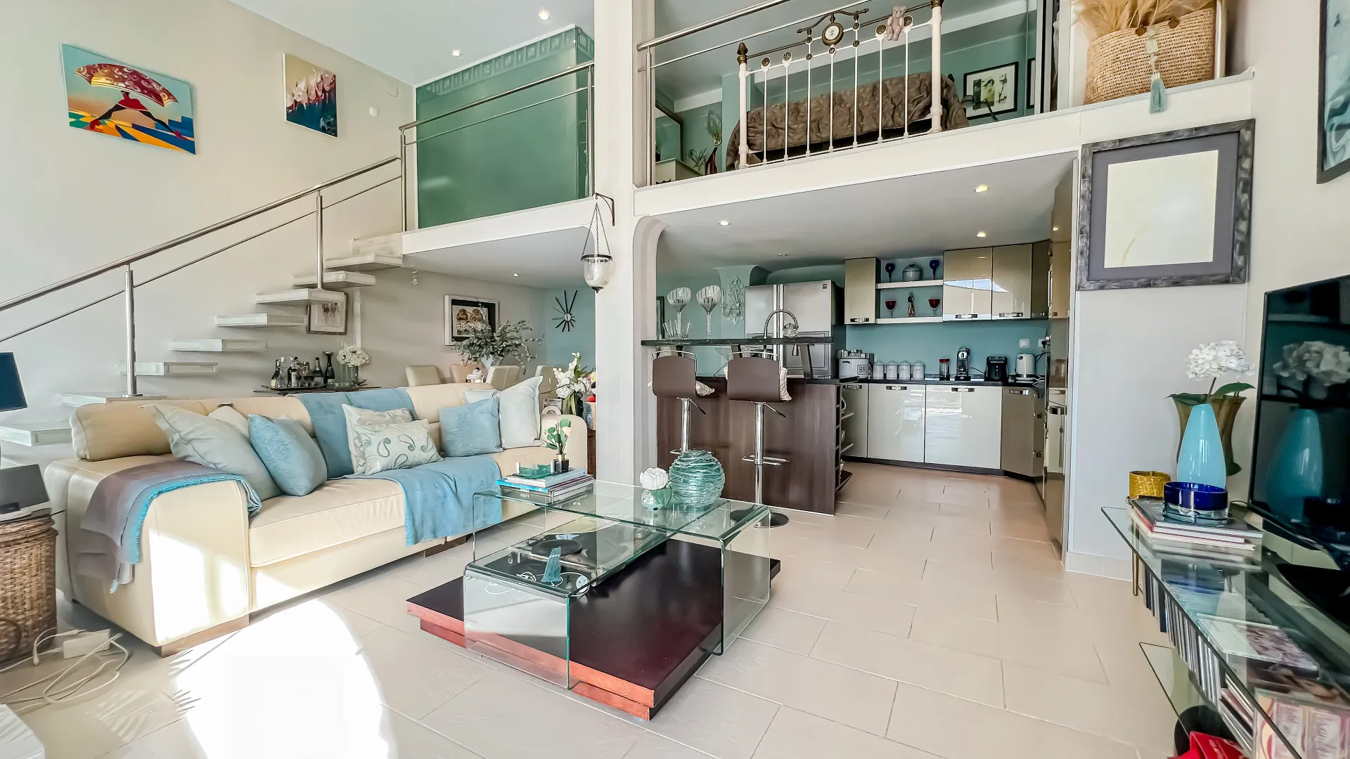 Comprar villa de 4 dormitorios en Sierra Blanca Country Club