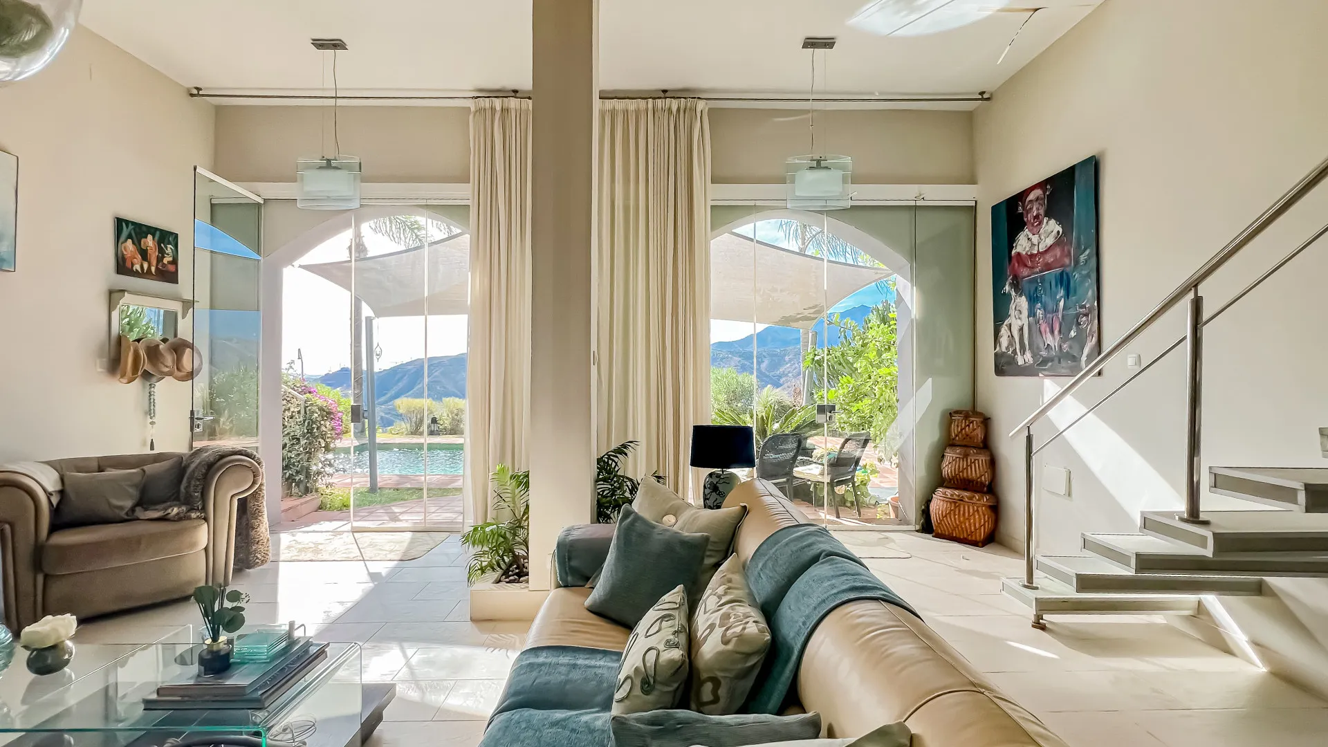 Comprar villa de 4 dormitorios en Sierra Blanca Country Club