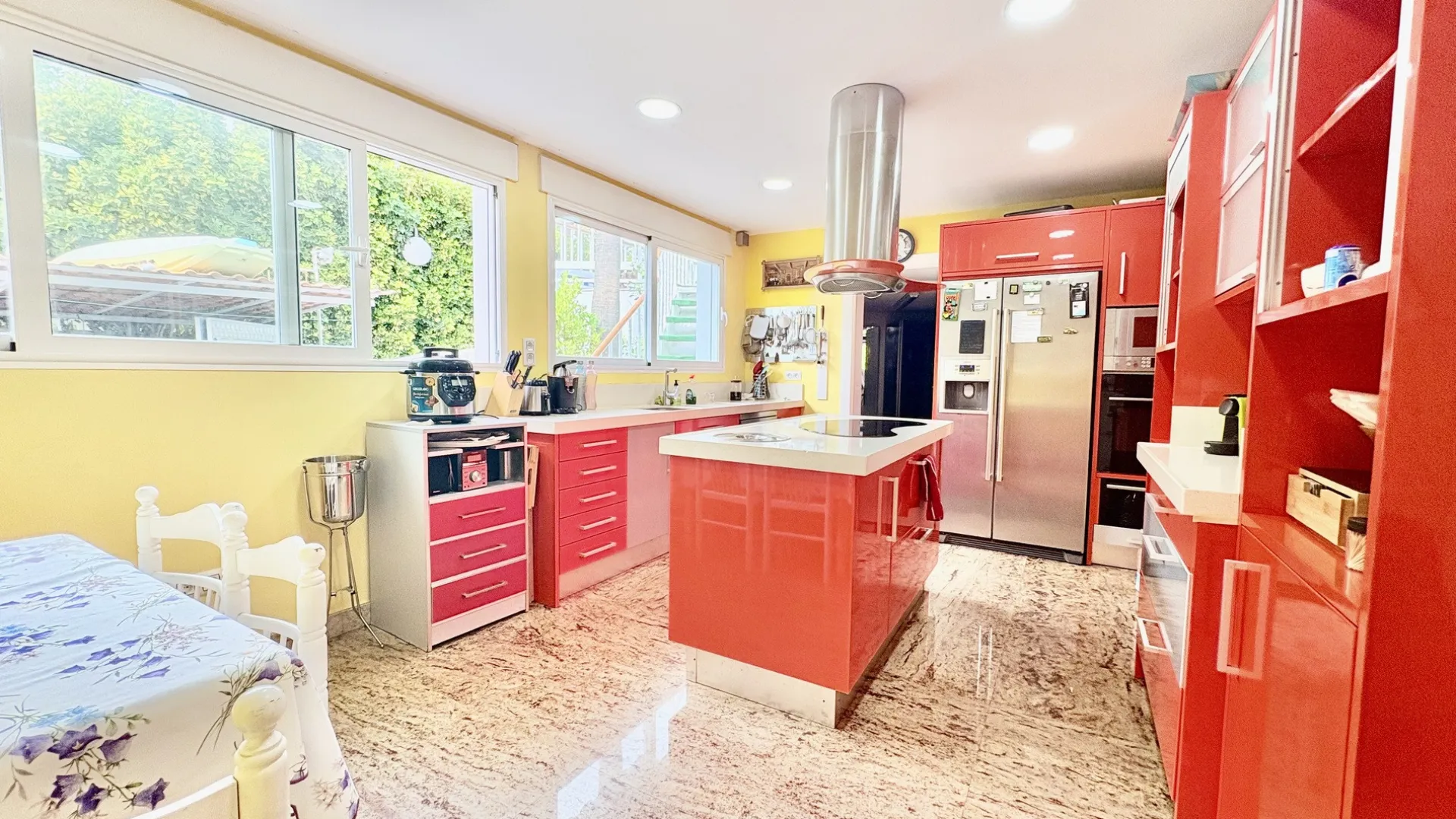 House with 6 bedrooms for sale in El Chaparral