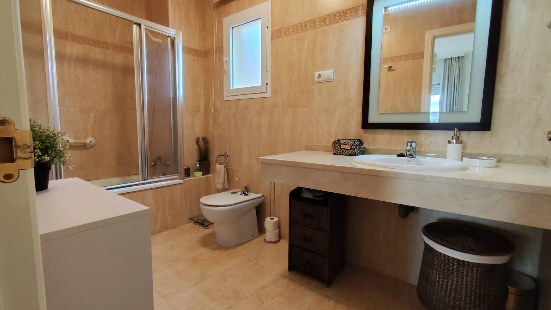 Se vende duplex con 3 dormitorios en Santa Maria Golf