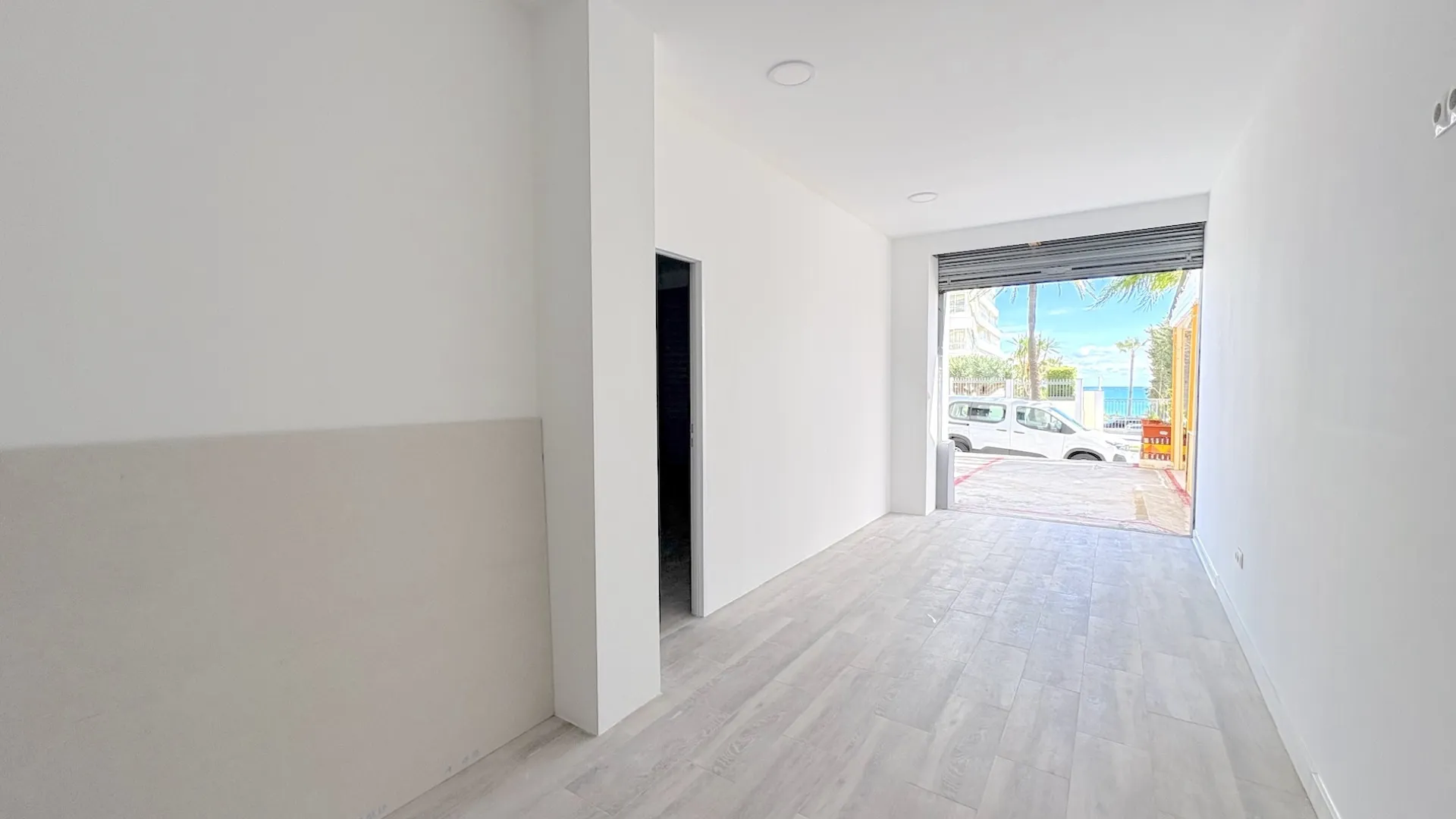 Puerto Marina, local comercial en venta