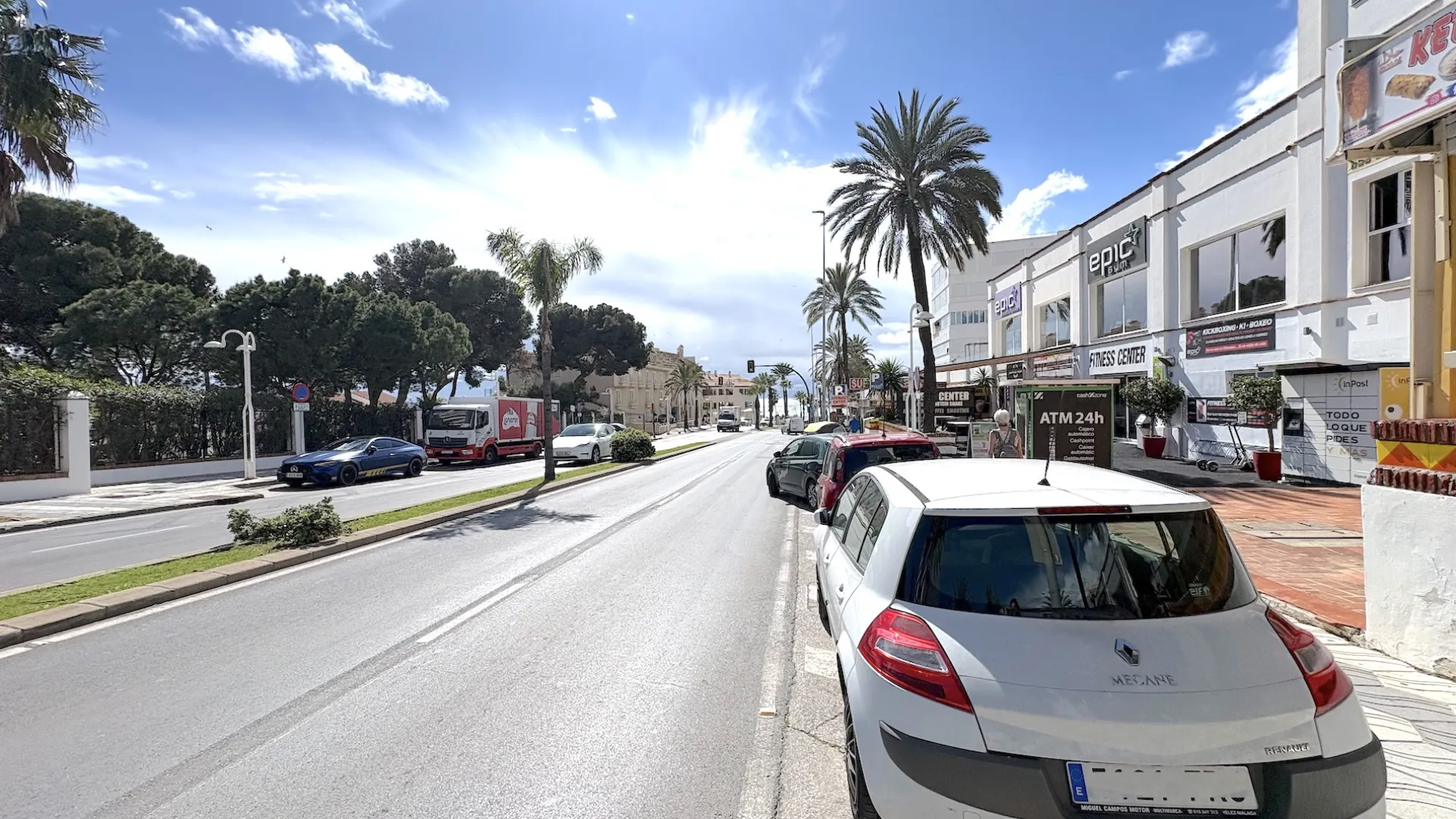 Puerto Marina, local comercial en venta
