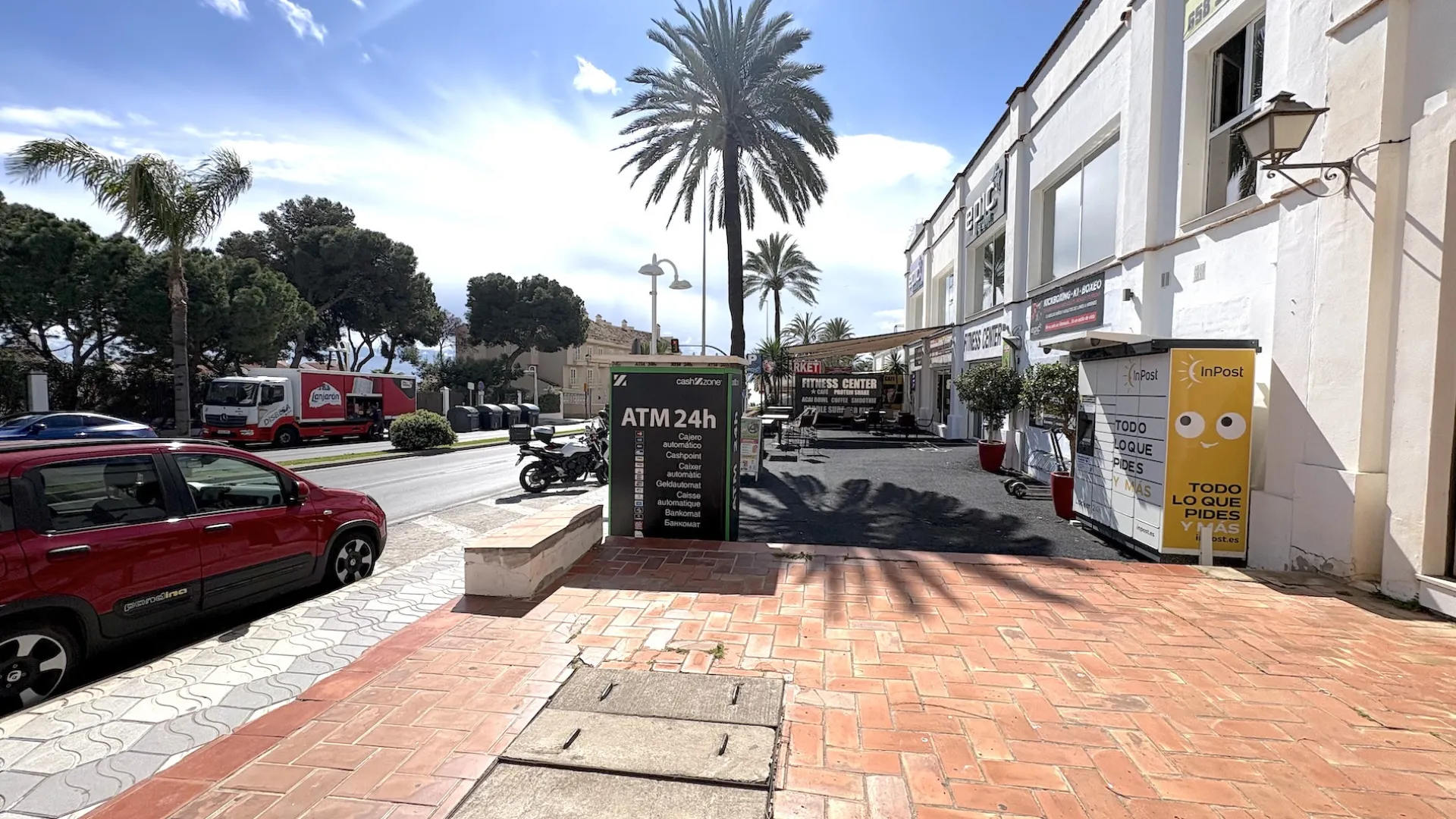 Puerto Marina, local comercial en venta