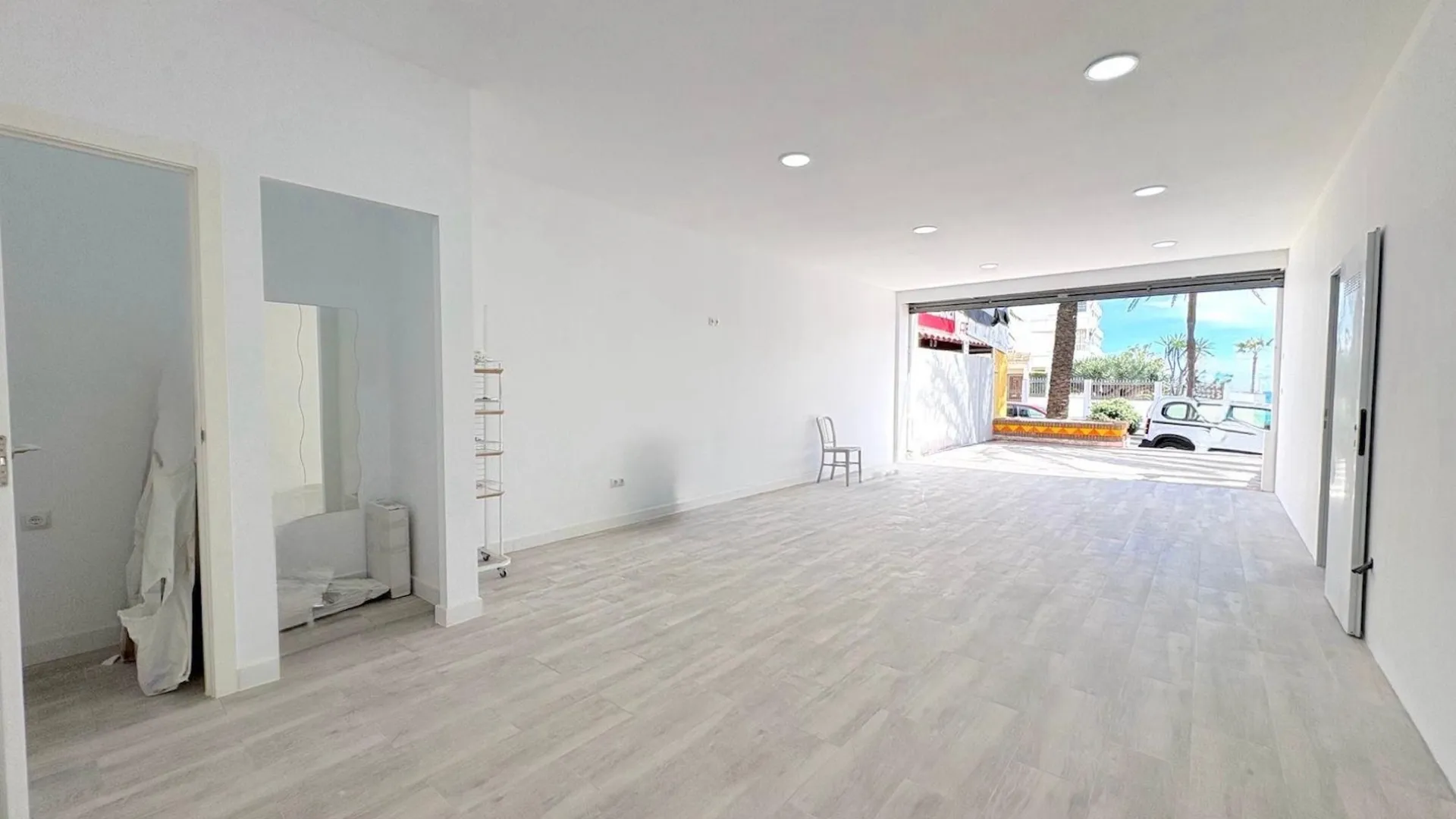 Puerto Marina, local comercial en venta