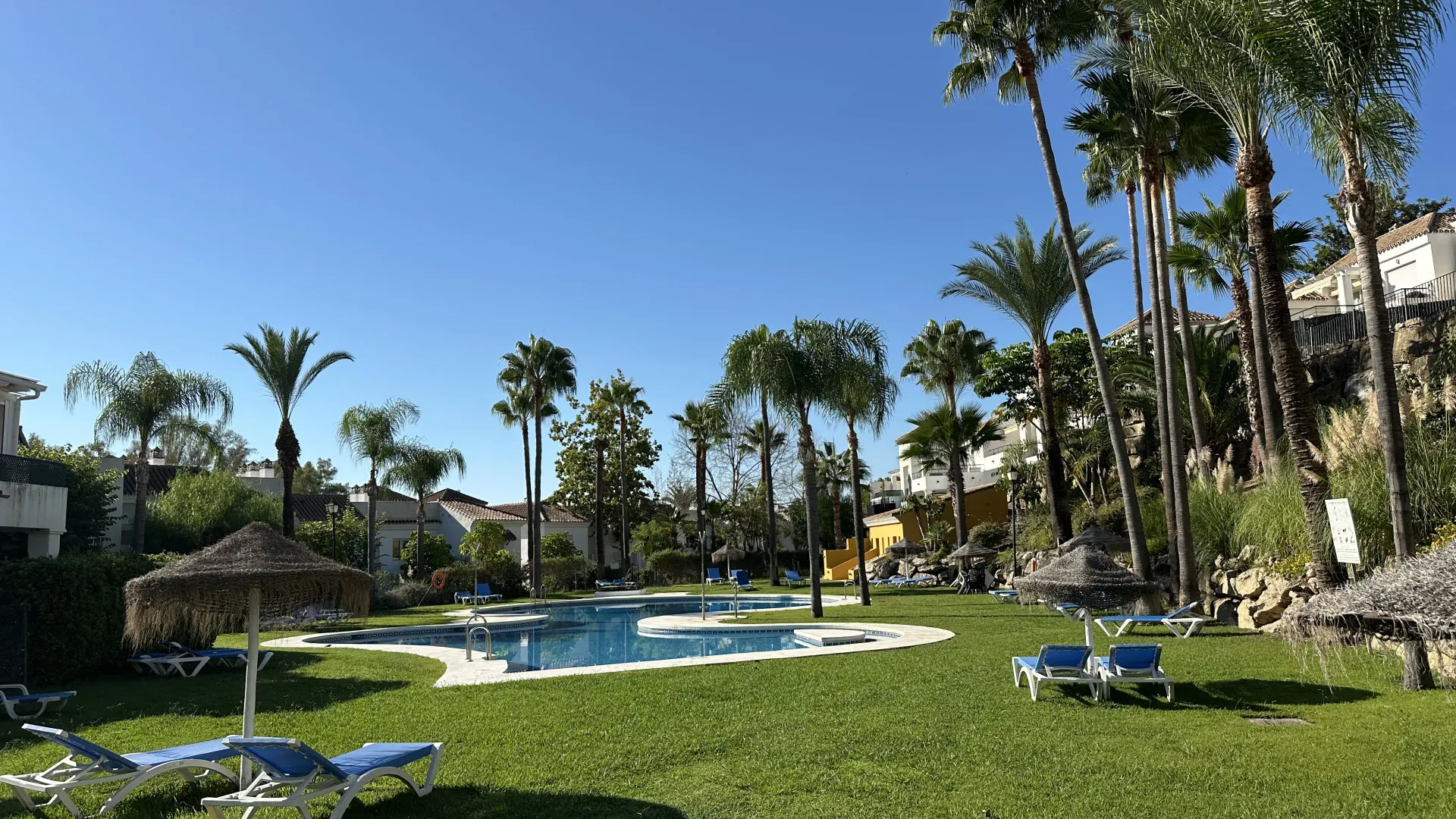 Aloha, apartamento en venta con 2 dormitorios