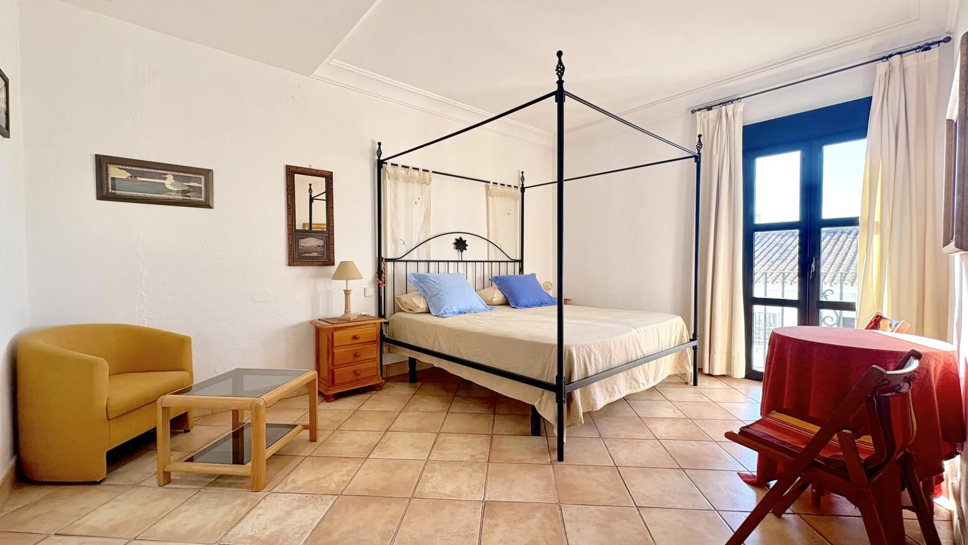 Comprar apartamento de 2 dormitorios en Marbella - Puerto Banus