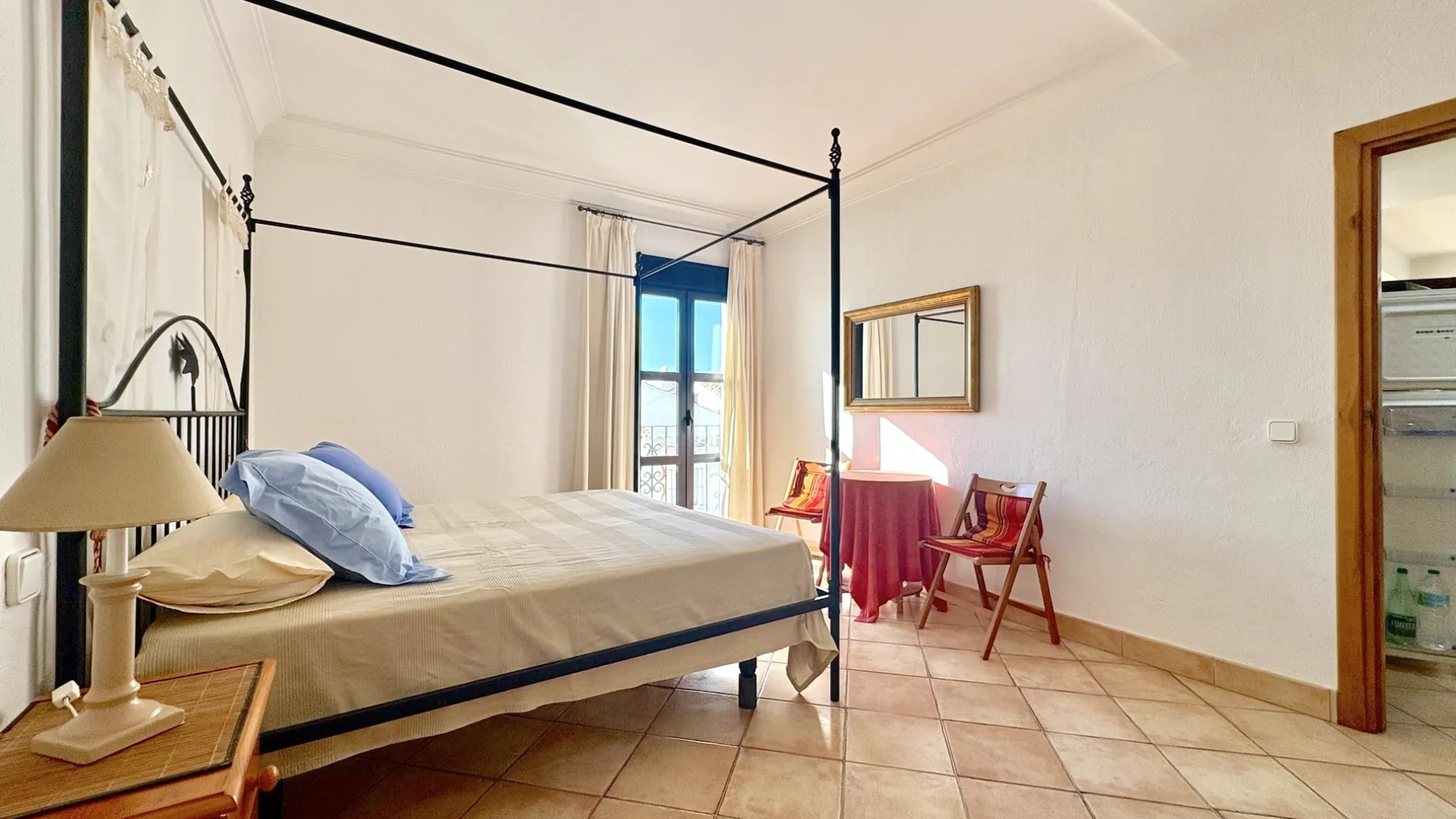Comprar apartamento de 2 dormitorios en Marbella - Puerto Banus