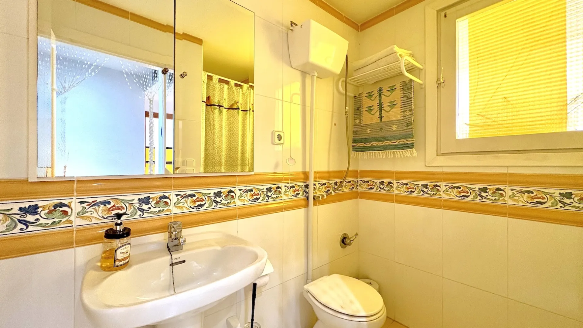 Comprar apartamento de 2 dormitorios en Marbella - Puerto Banus