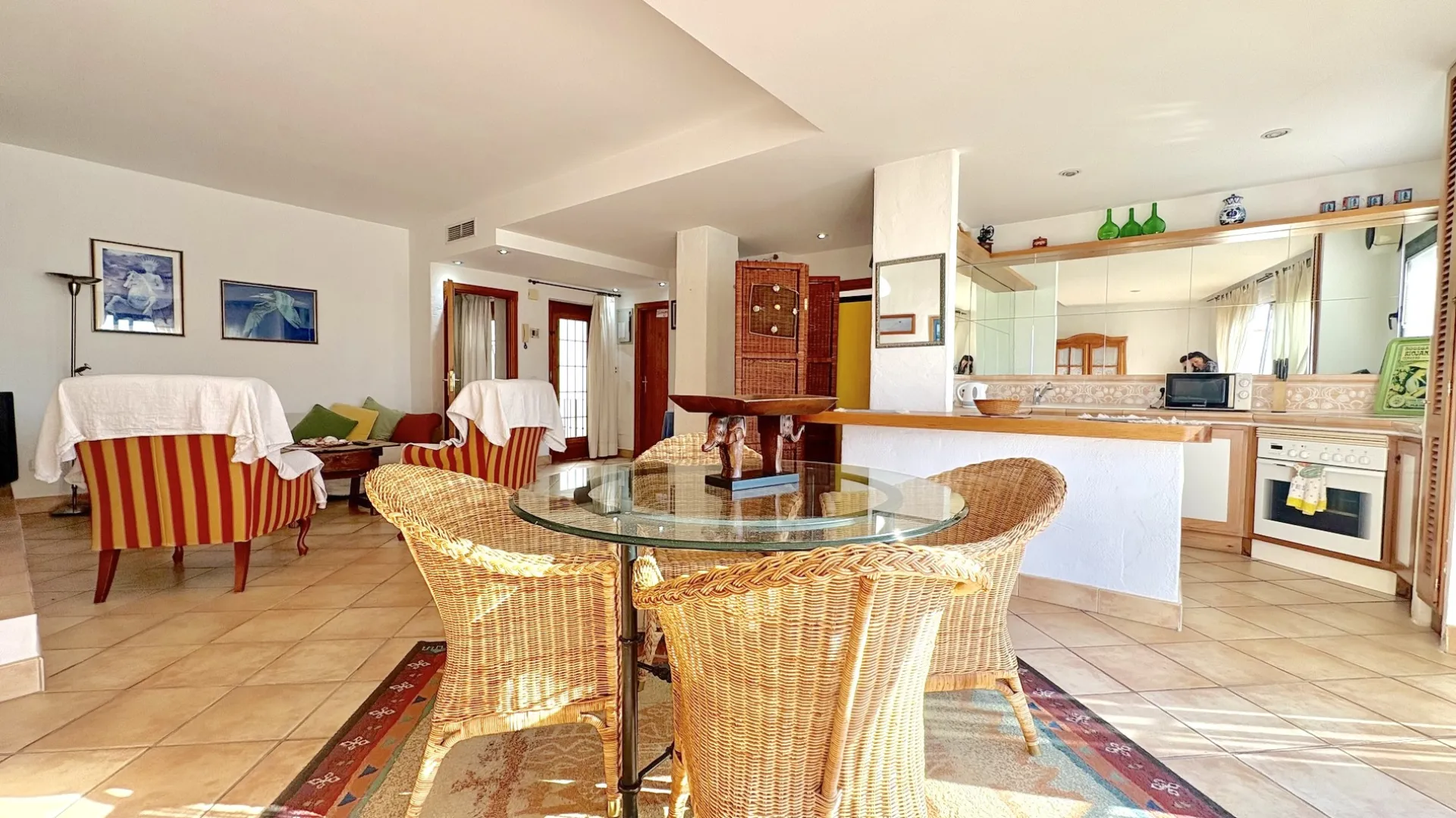 Comprar apartamento de 2 dormitorios en Marbella - Puerto Banus