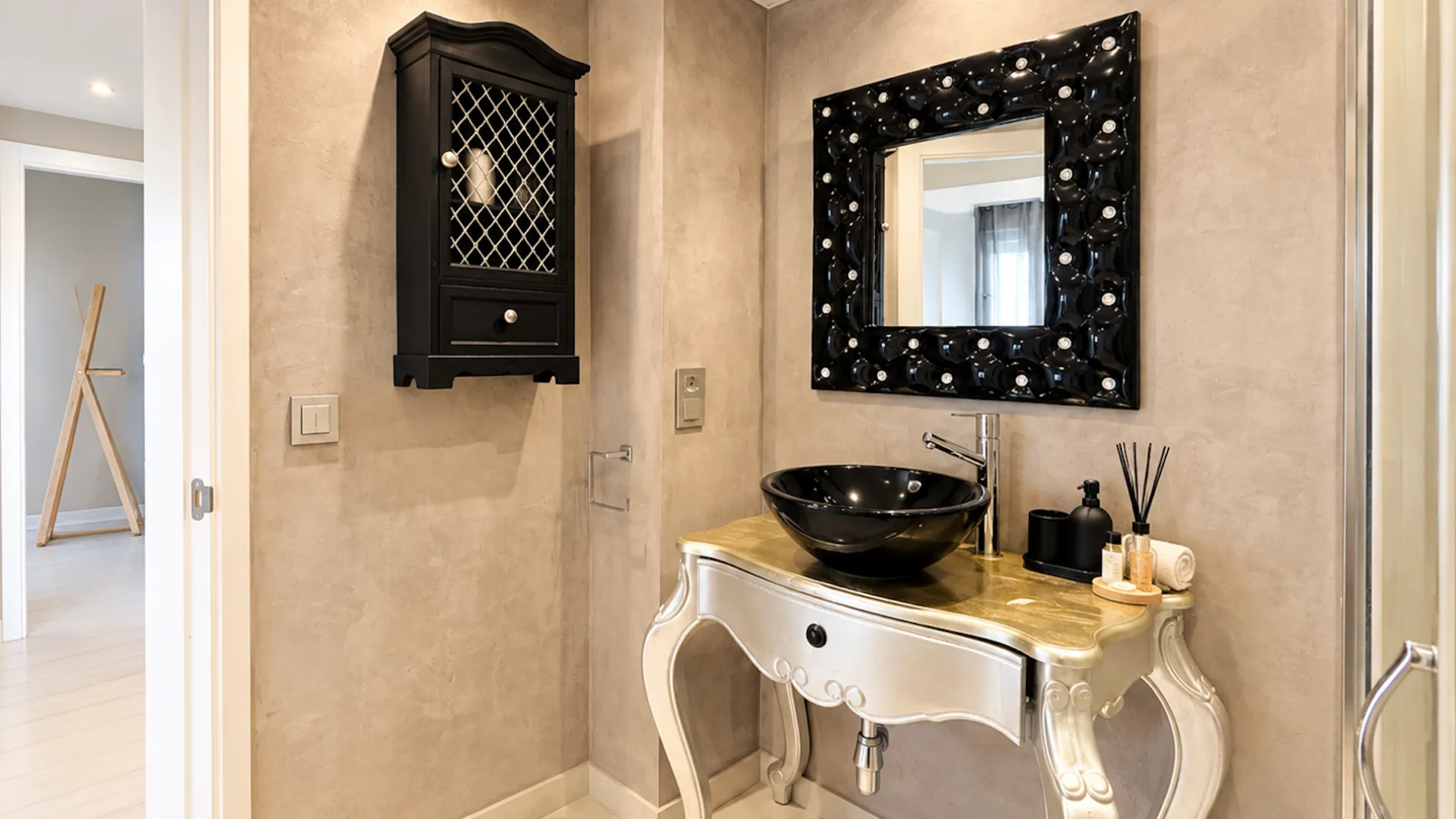 Apartamento de 3 dormitorios en venta en Marbella - Puerto Banus