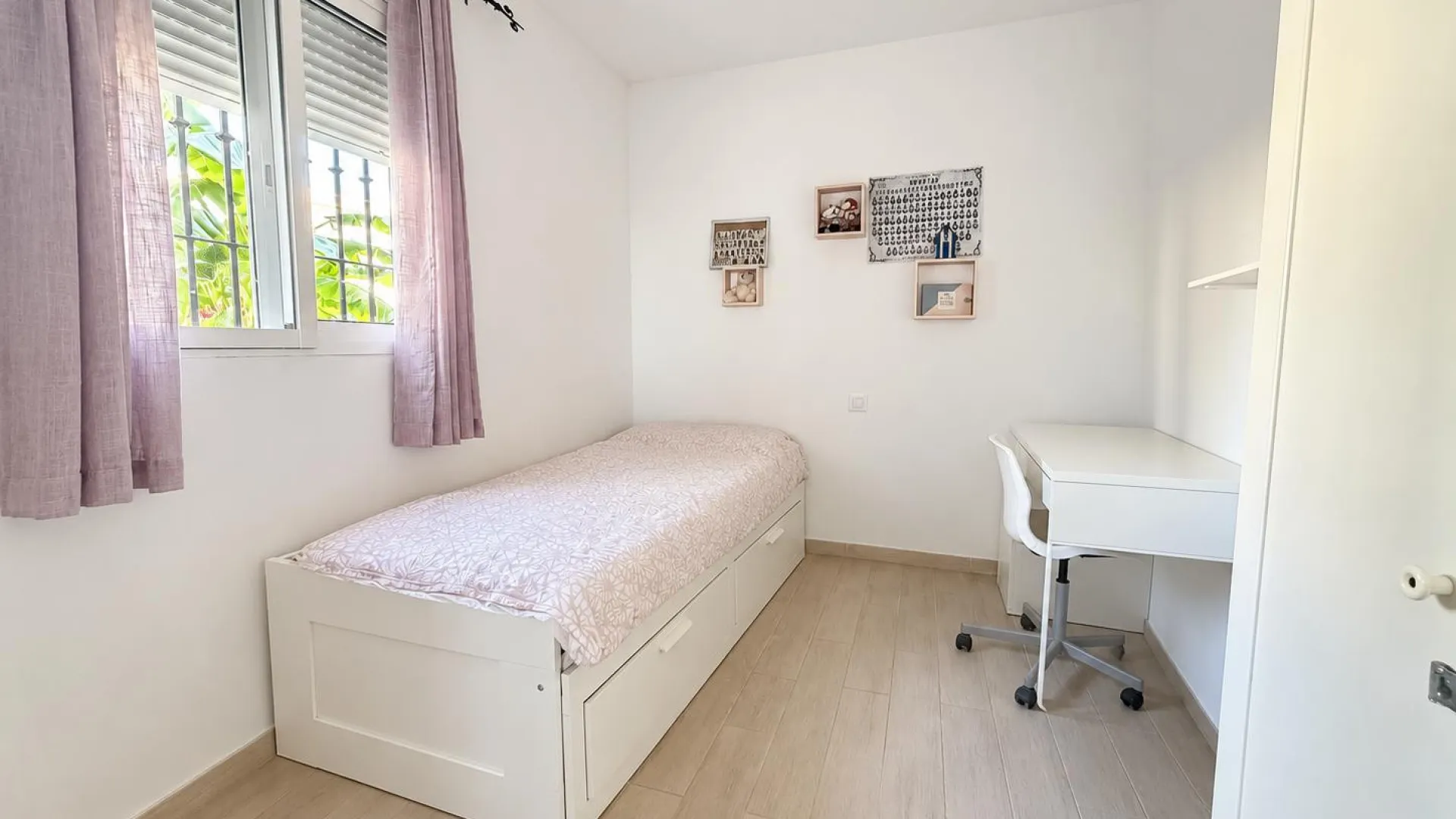 El Faro apartment for sale