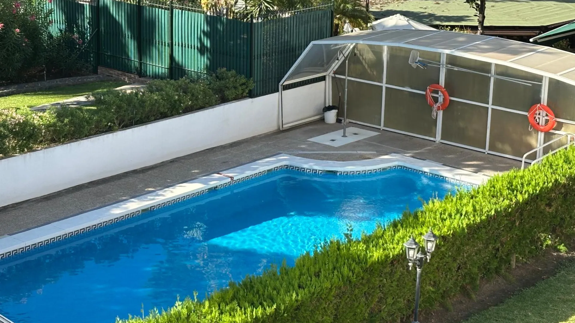 Atico duplex en venta en Aloha Gardens