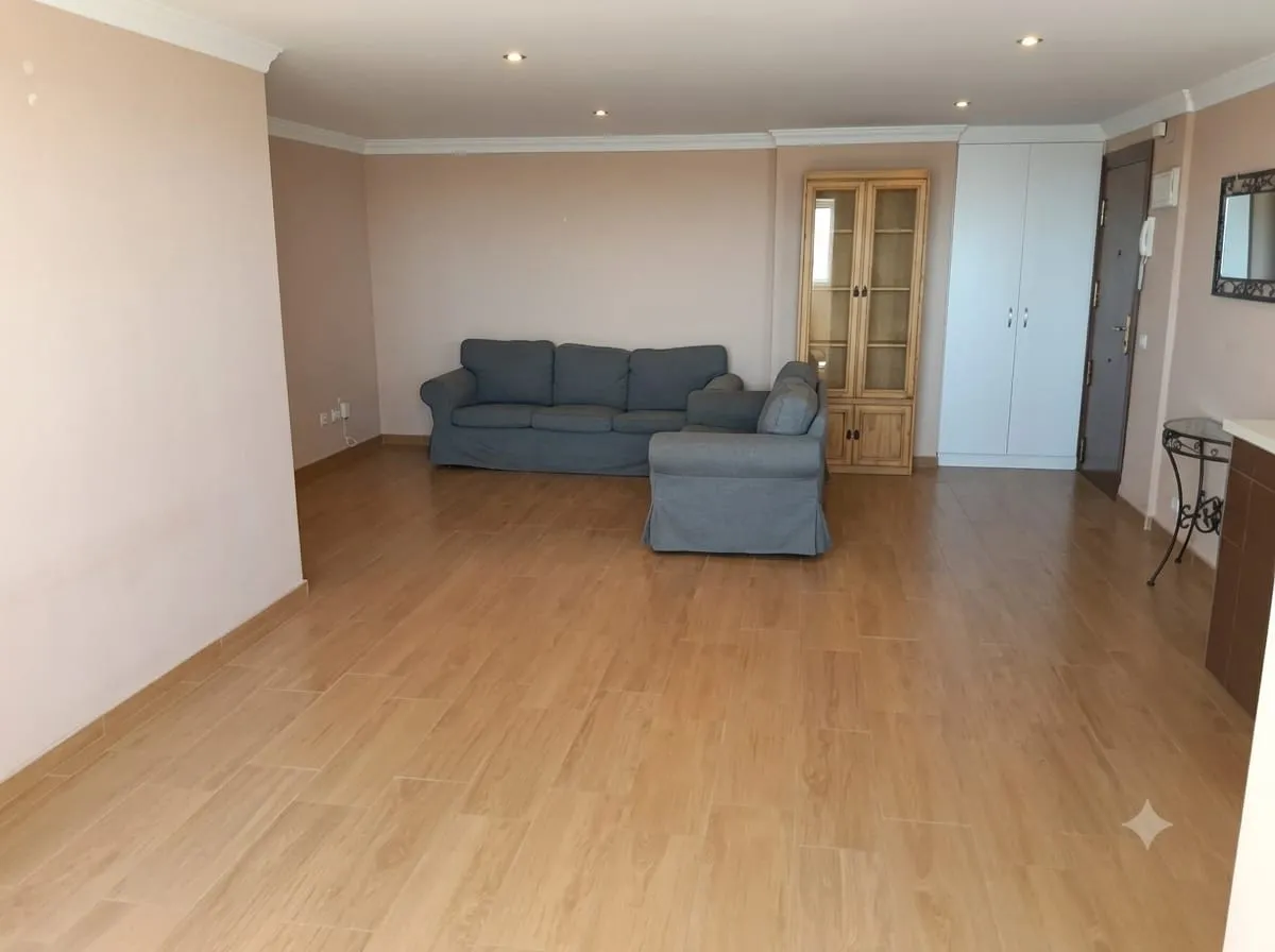 Piso a la venta de 3 dormitorios en San Pedro de Alcantara