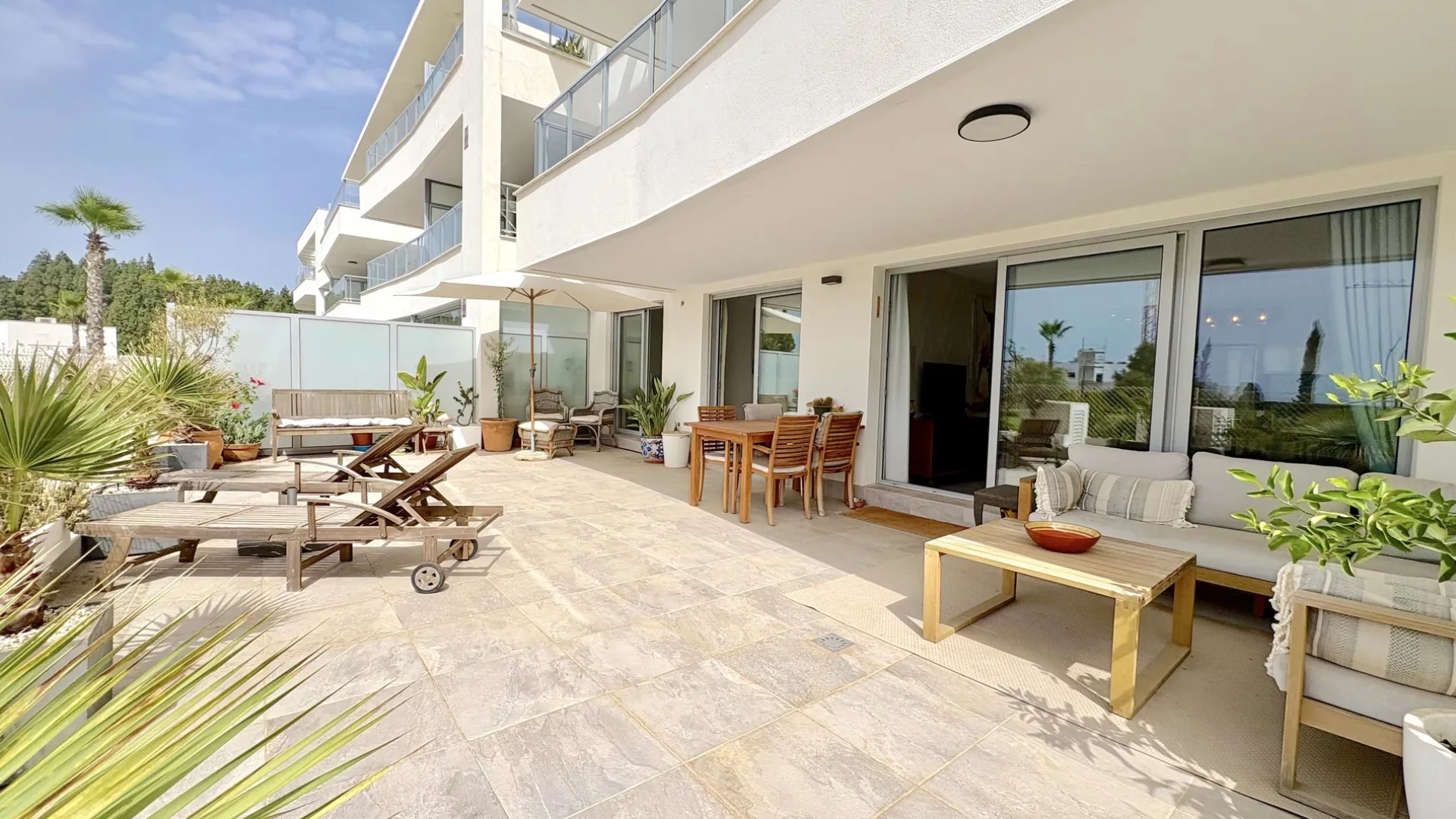 2 bedrooms ground floor apartment in El Chaparral for sale