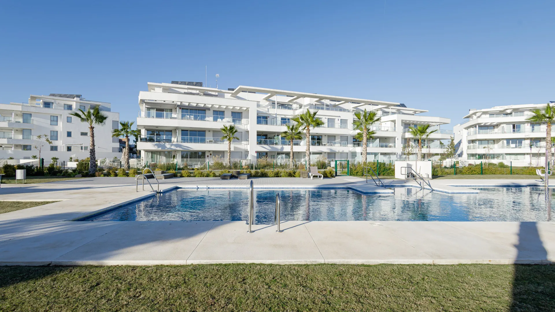 Ground floor apartment for sale in El Chaparral