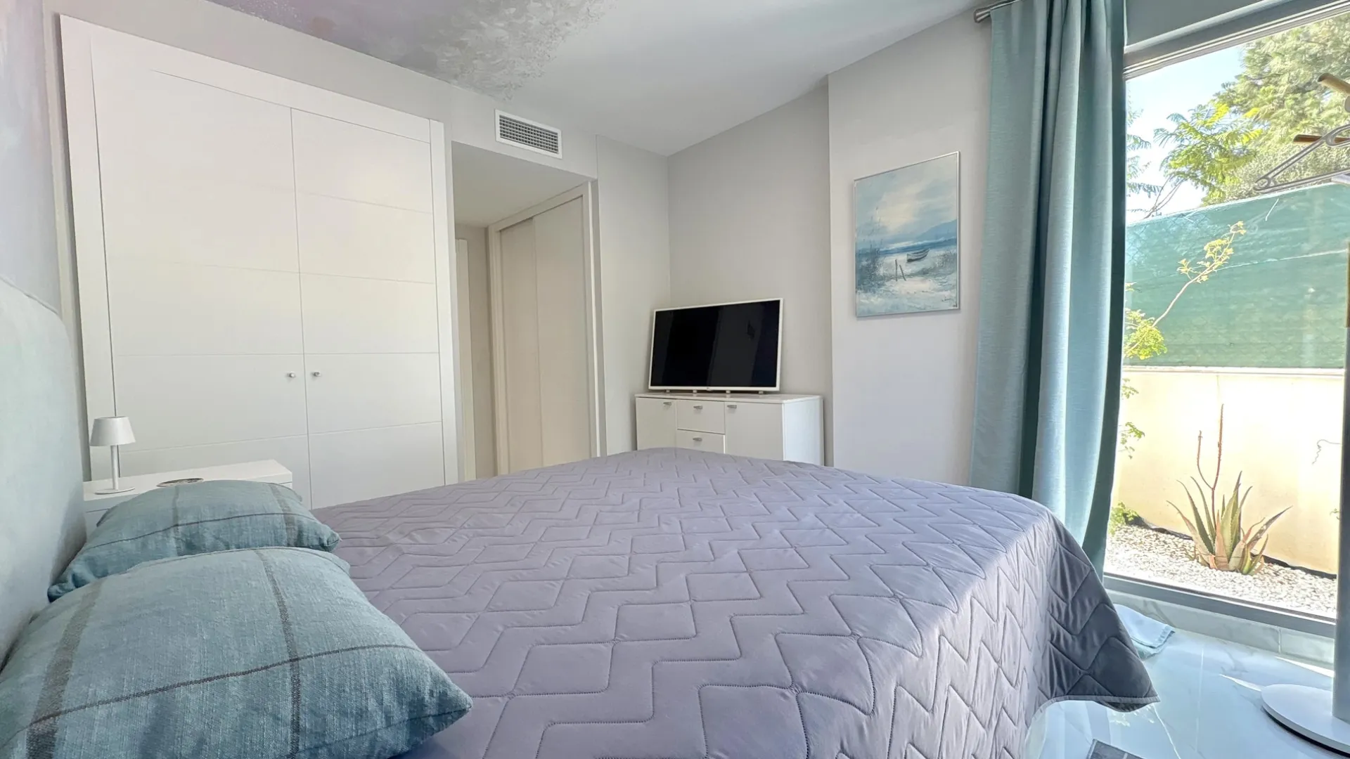 Ground floor apartment for sale in El Chaparral